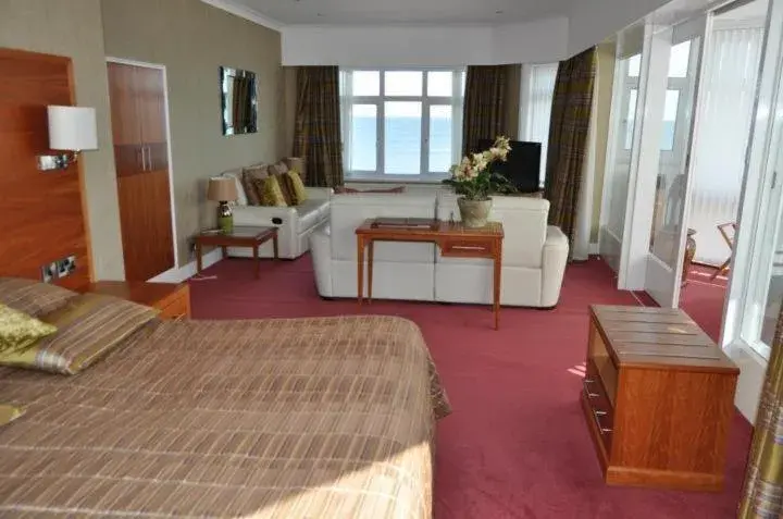 Superior Suite in Expanse Hotel Superior Suite in Expanse Hotel