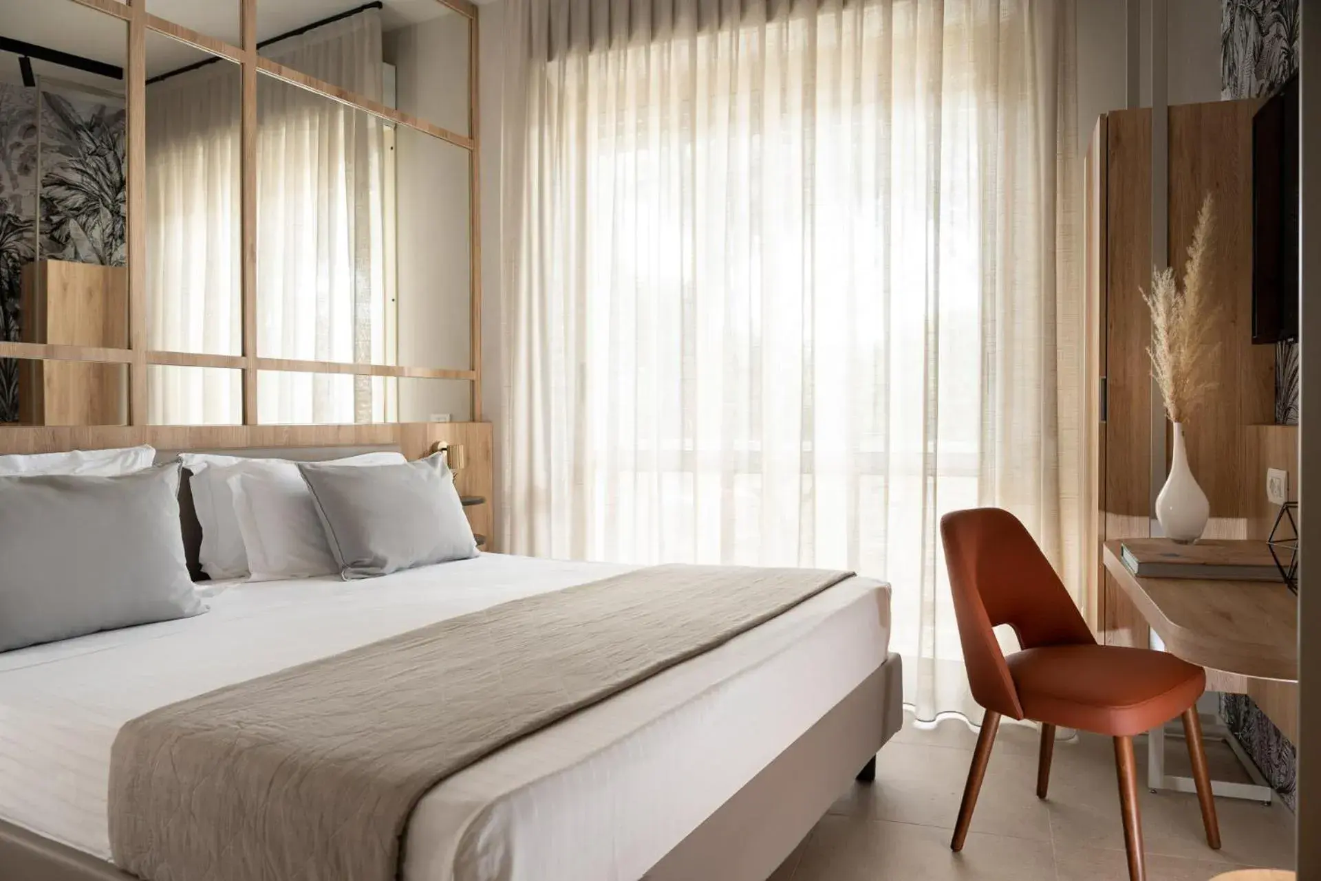 Double Room with Garden View in Hotel Luxor Double Room with Garden View in Hotel Luxor