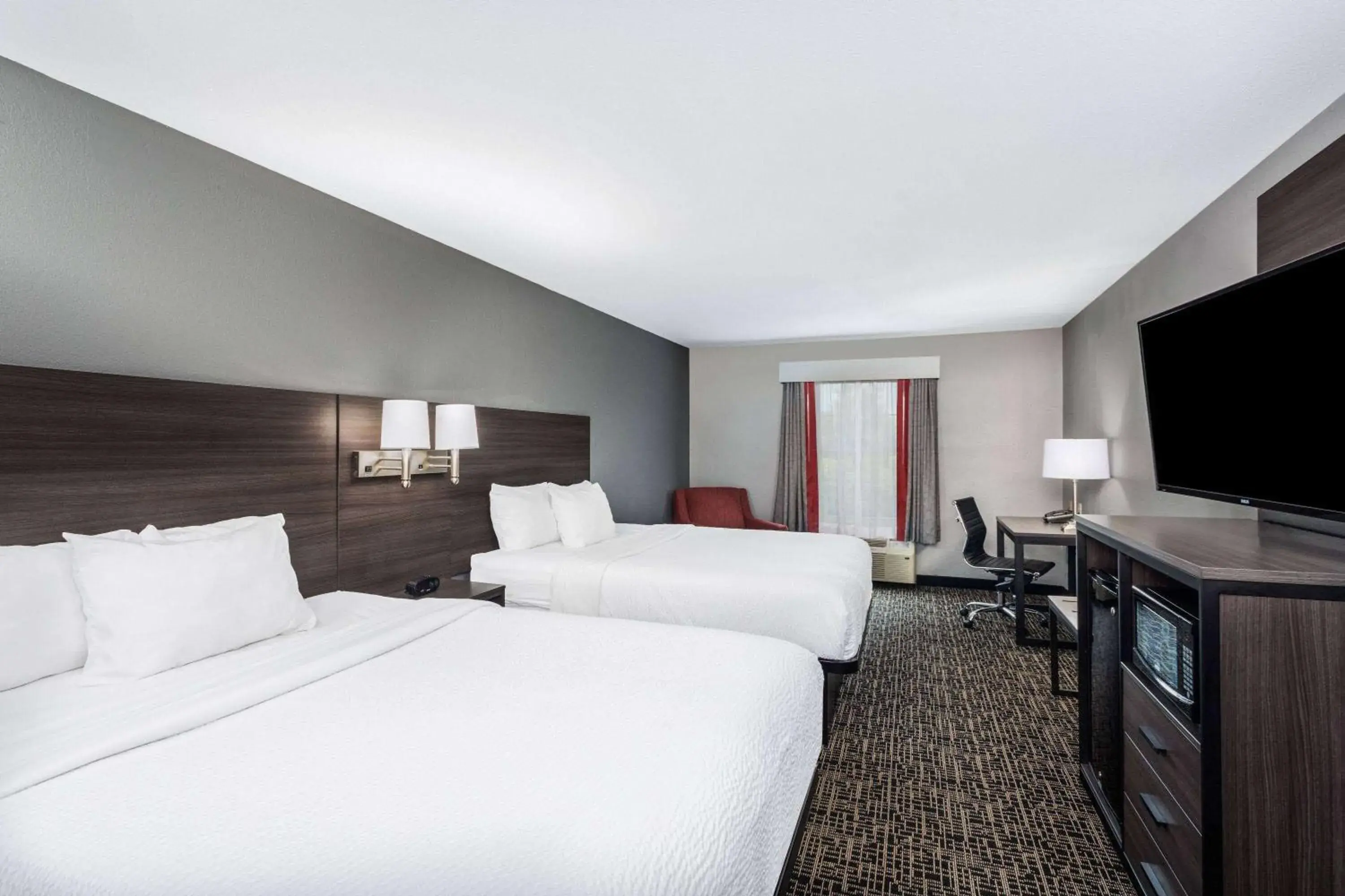 Queen Room with Two Queen Beds - Accessible/Non-Smoking in Ramada by Wyndham Sellersburg/Louisville North Queen Room with Two Queen Beds - Accessible/Non-Smoking in Ramada by Wyndham Sellersburg/Louisville North