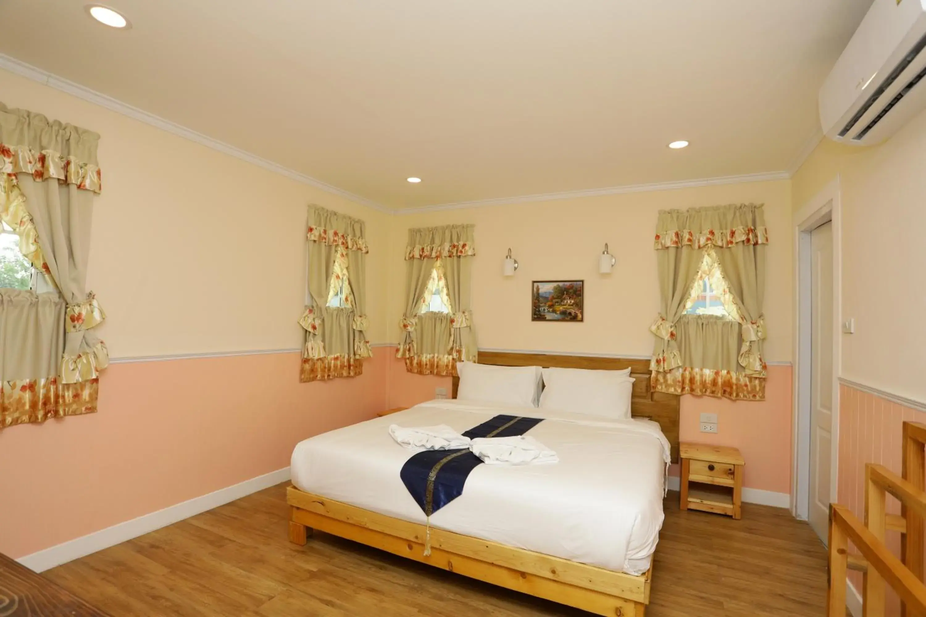 Villa with Sea View in Pattaya Paradise Beach Resort Villa with Sea View in Pattaya Paradise Beach Resort