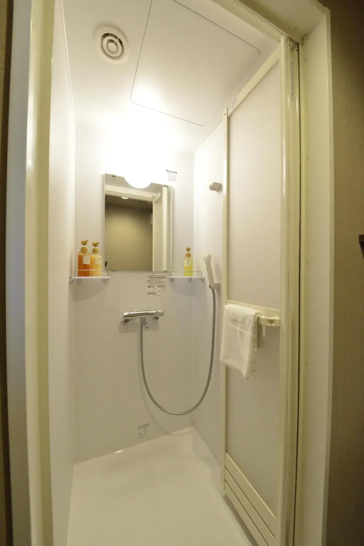 Standard Double Room with Shower - Non Smoking in Dormy Inn Takamatsu Chuo Koenmae Natural Hot Spring Standard Double Room with Shower - Non Smoking in Dormy Inn Takamatsu Chuo Koenmae Natural Hot Spring