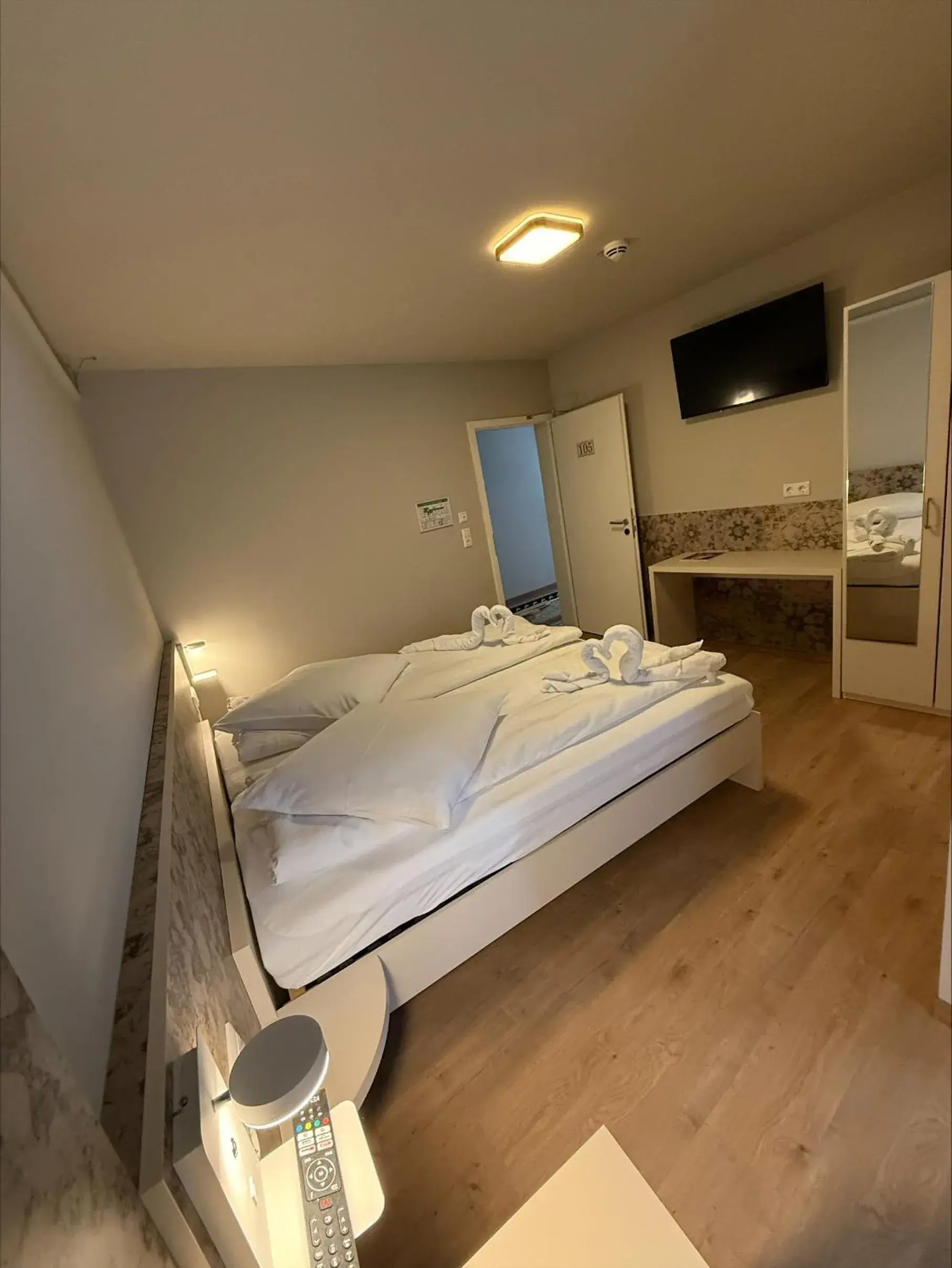 Deluxe Room - single occupancy in Pension Villa Colosseo im Herzen von Meiningen Deluxe Room - single occupancy in Pension Villa Colosseo im Herzen von Meiningen