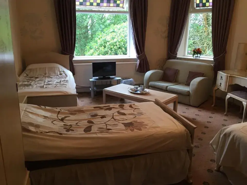 Double Room with Private Bathroom in Oakfield Lodge Guest House Stockport Double Room with Private Bathroom in Oakfield Lodge Guest House Stockport