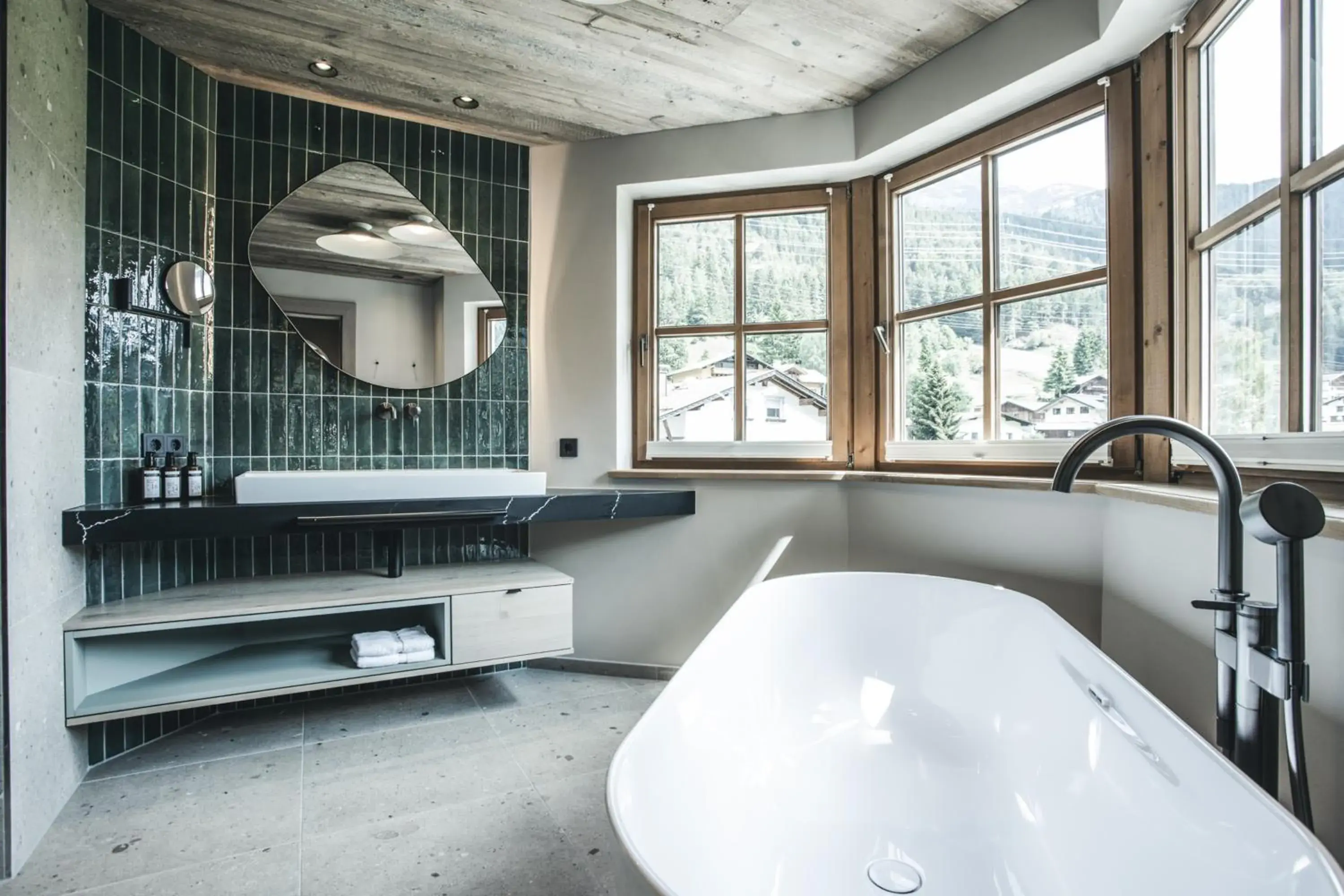 Superior Suite mit Balkon in Hotel zur Pfeffermühle Superior Suite mit Balkon in Hotel zur Pfeffermühle