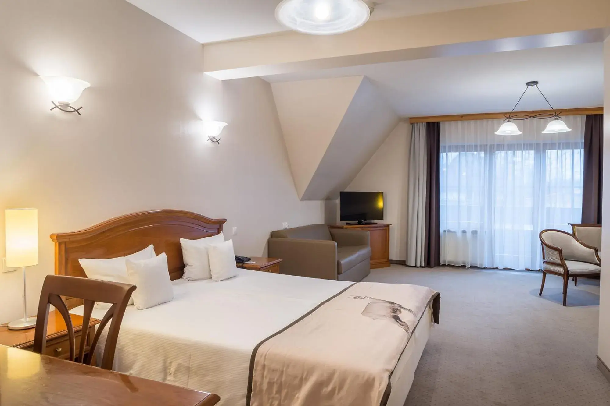 Standard Double Room in Hotel Nosalowy Dwór Standard Double Room in Hotel Nosalowy Dwór