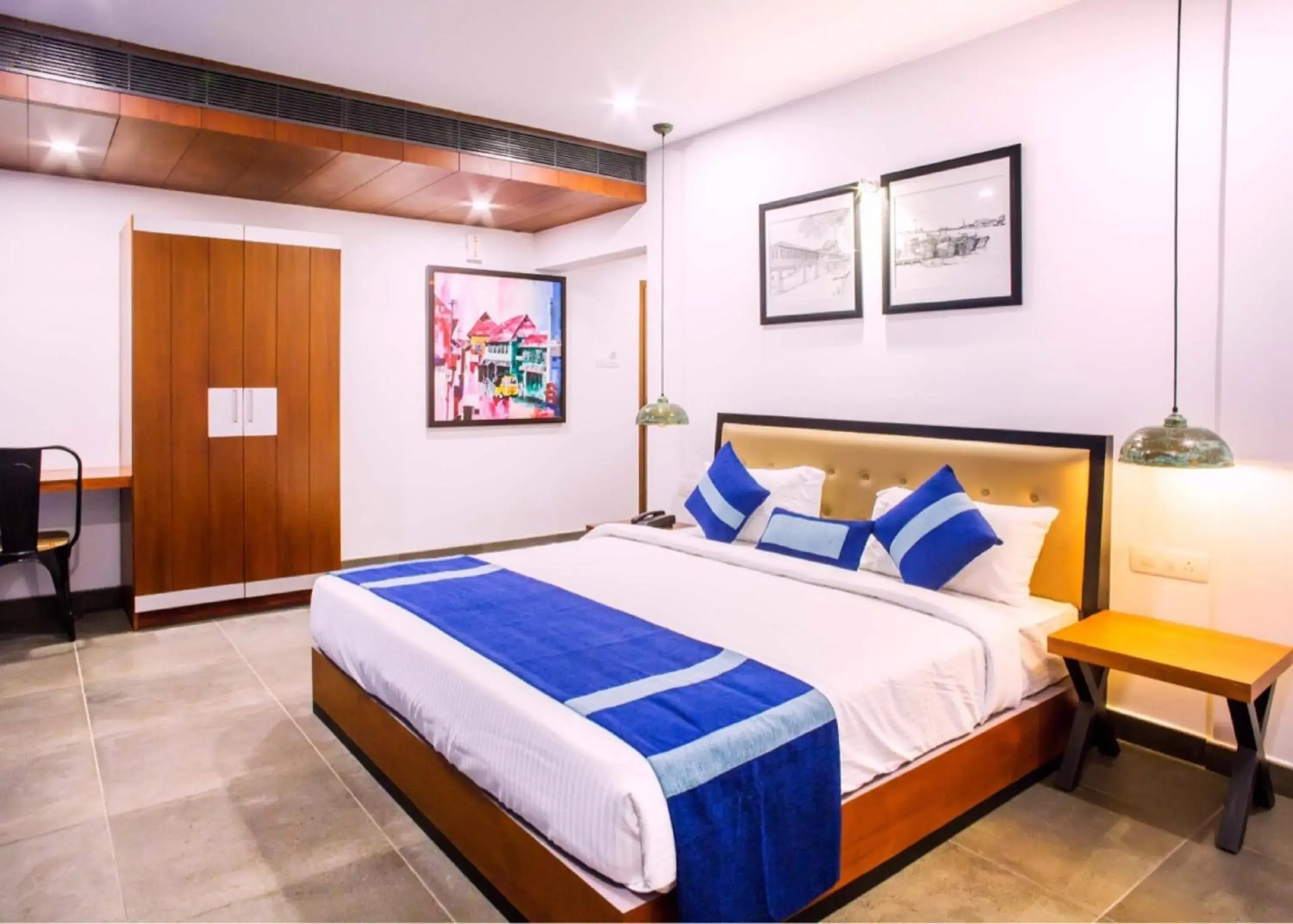 Deluxe Room - single occupancy in Hotel Neighbourhood, Cochin Deluxe Room - single occupancy in Hotel Neighbourhood, Cochin