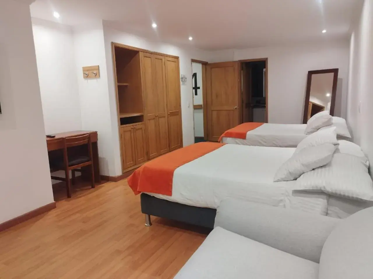 Standard Twin Room in Eurolan 93 Standard Twin Room in Eurolan 93