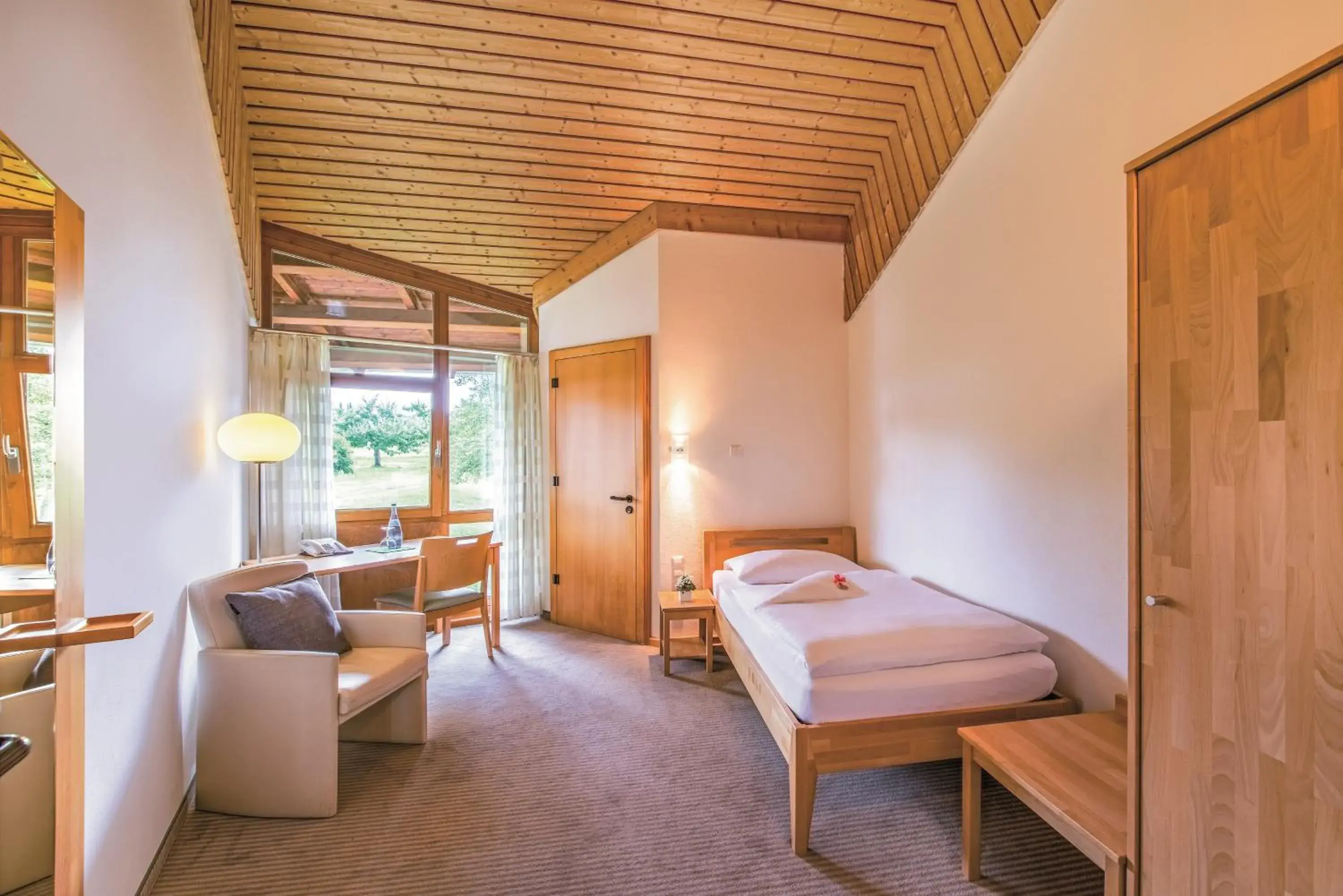 Single Room - single occupancy in Hohenwart Forum Single Room - single occupancy in Hohenwart Forum