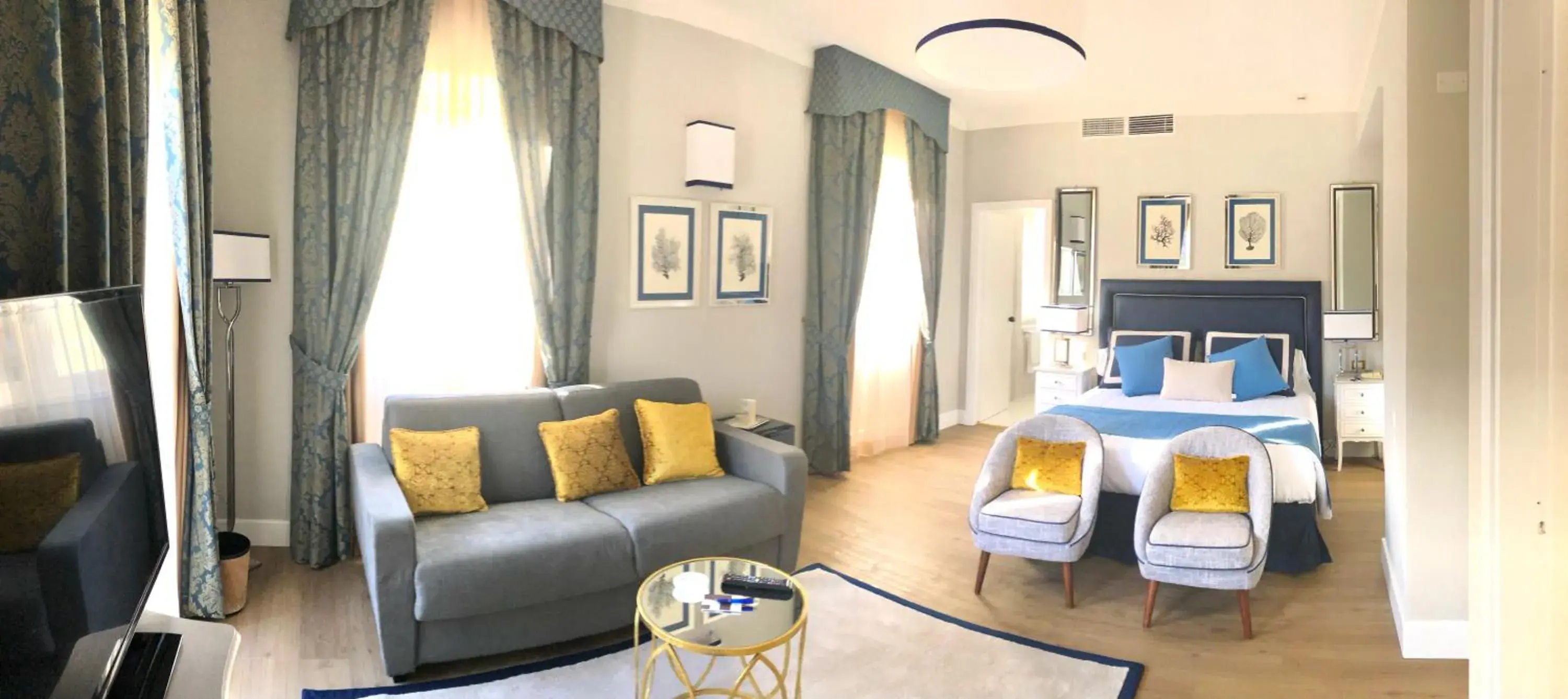 Junior Suite in Hotel Goya Junior Suite in Hotel Goya