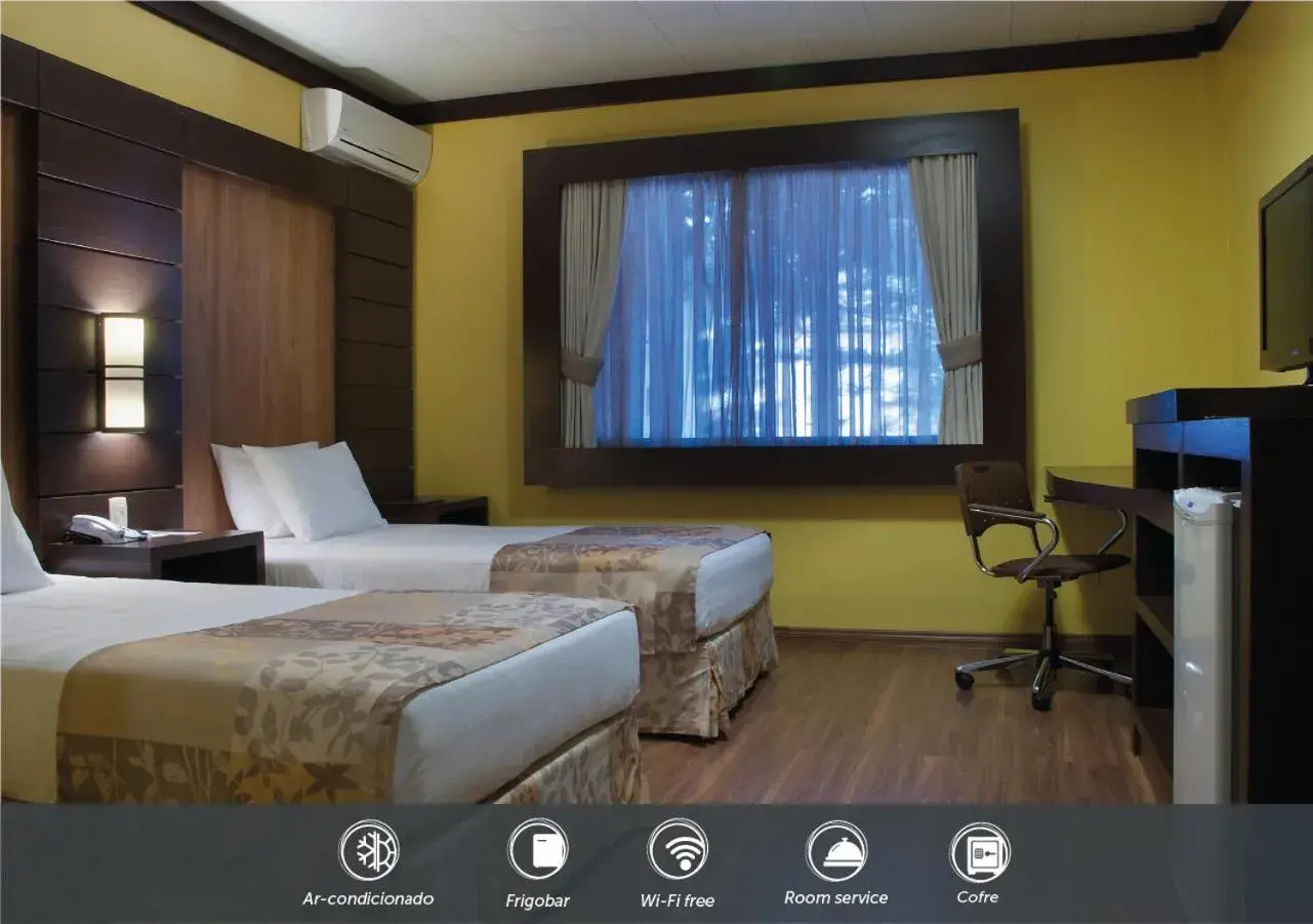 Superior Twin Room in Master Gramado Hotel - Espaço Kids Incrível Superior Twin Room in Master Gramado Hotel - Espaço Kids Incrível