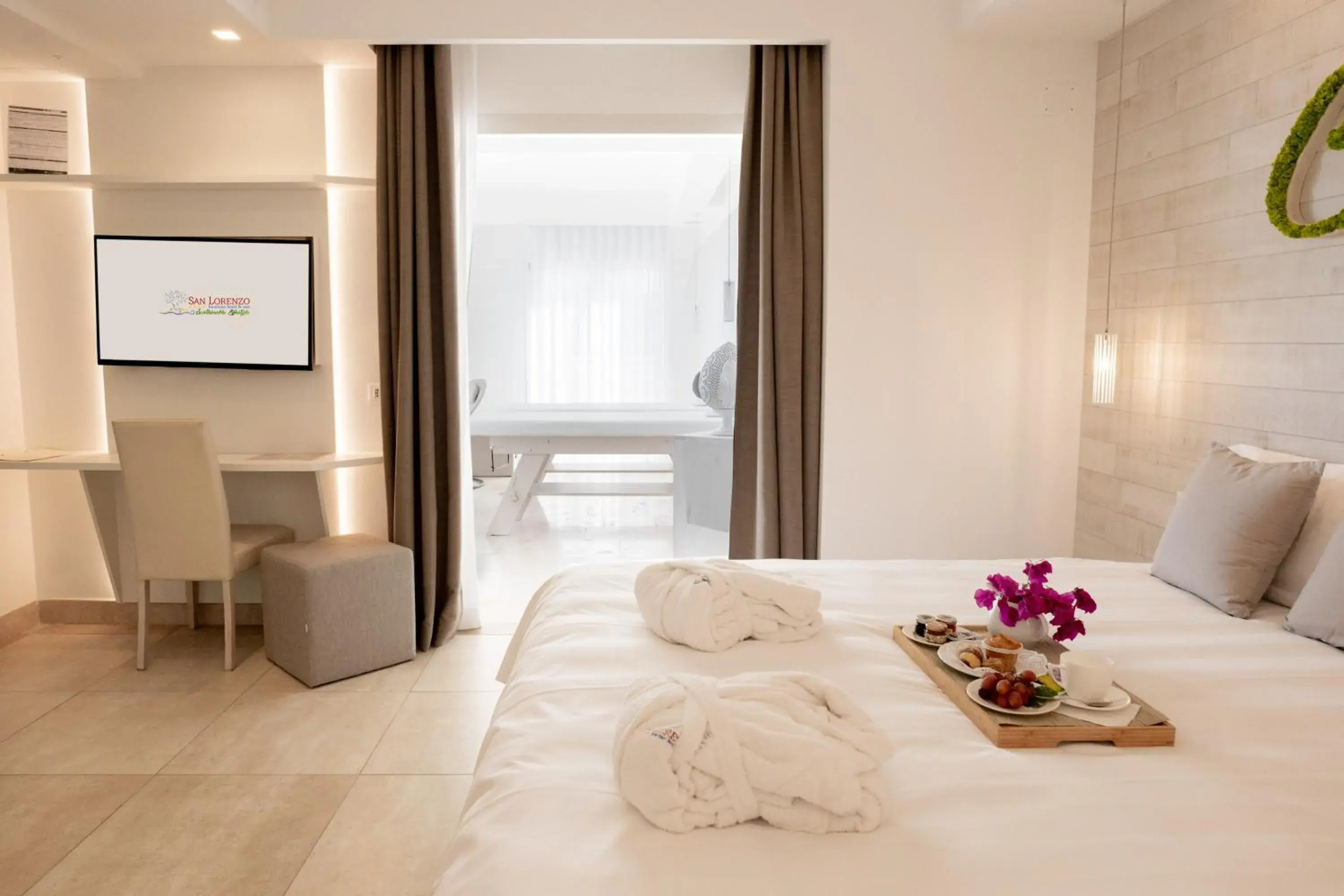 Superior Suite with Sea View in San Lorenzo Boutique Hotel & SPA Superior Suite with Sea View in San Lorenzo Boutique Hotel & SPA