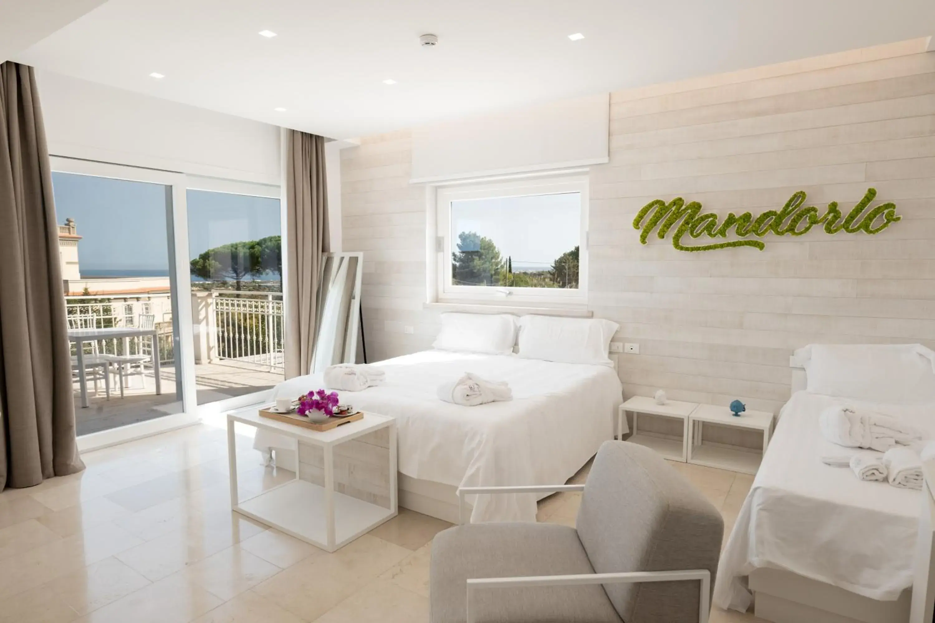 Junior Suite with Sea View in San Lorenzo Boutique Hotel & SPA Junior Suite with Sea View in San Lorenzo Boutique Hotel & SPA