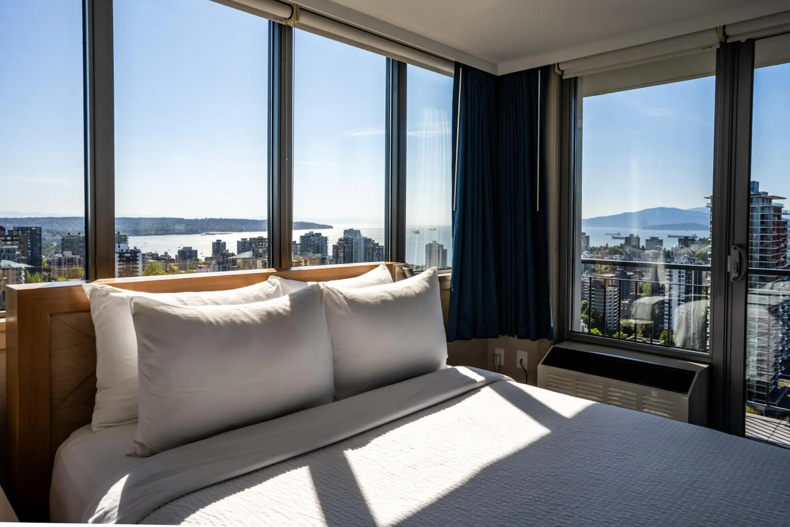 Superior Two Queen Water View with Balcony in Blue Horizon Hotel Superior Two Queen Water View with Balcony in Blue Horizon Hotel