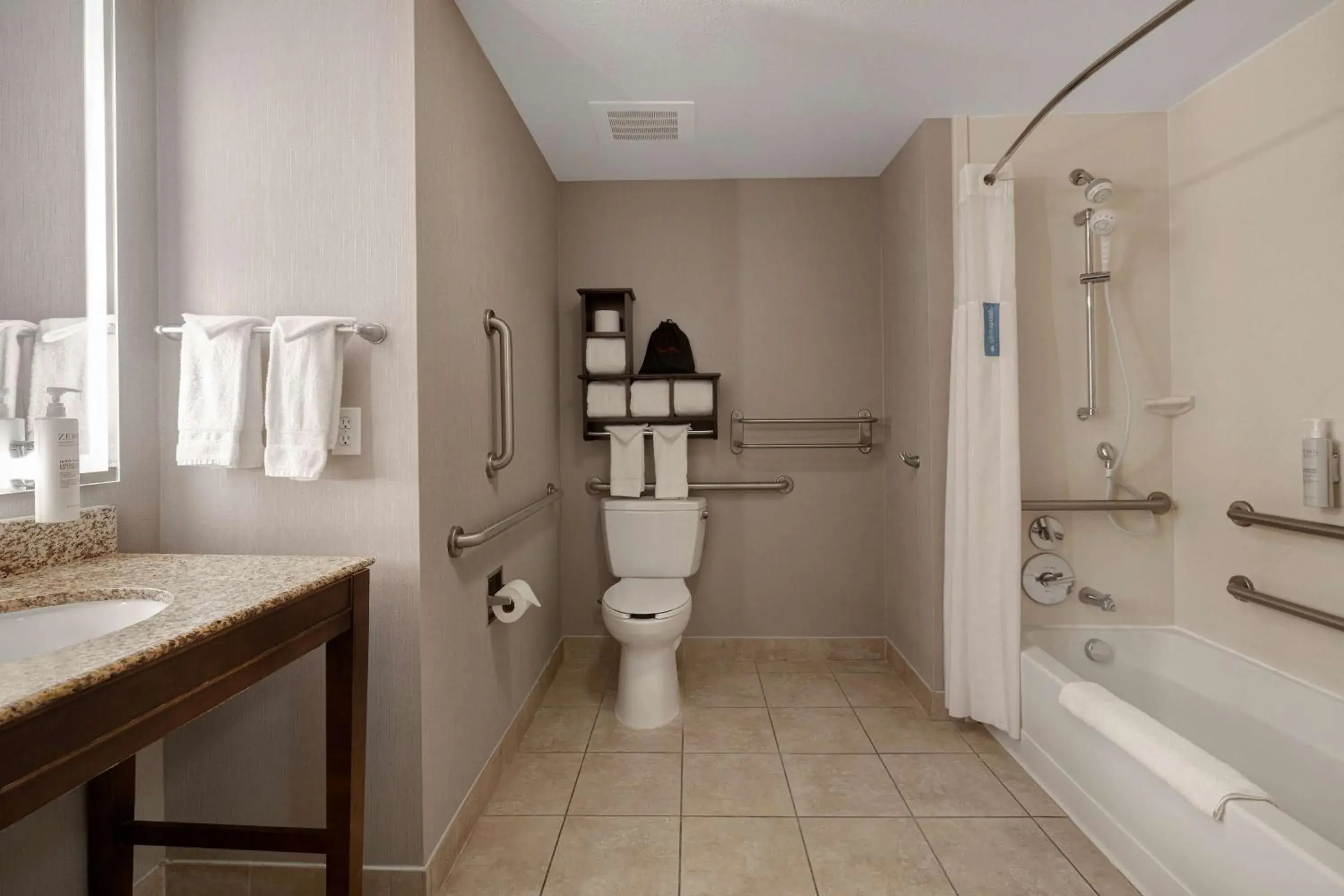 Queen Room with Two Queen Beds - Disability Access/Non-Smoking in Hampton Inn & Suites San Luis Obispo Queen Room with Two Queen Beds - Disability Access/Non-Smoking in Hampton Inn & Suites San Luis Obispo