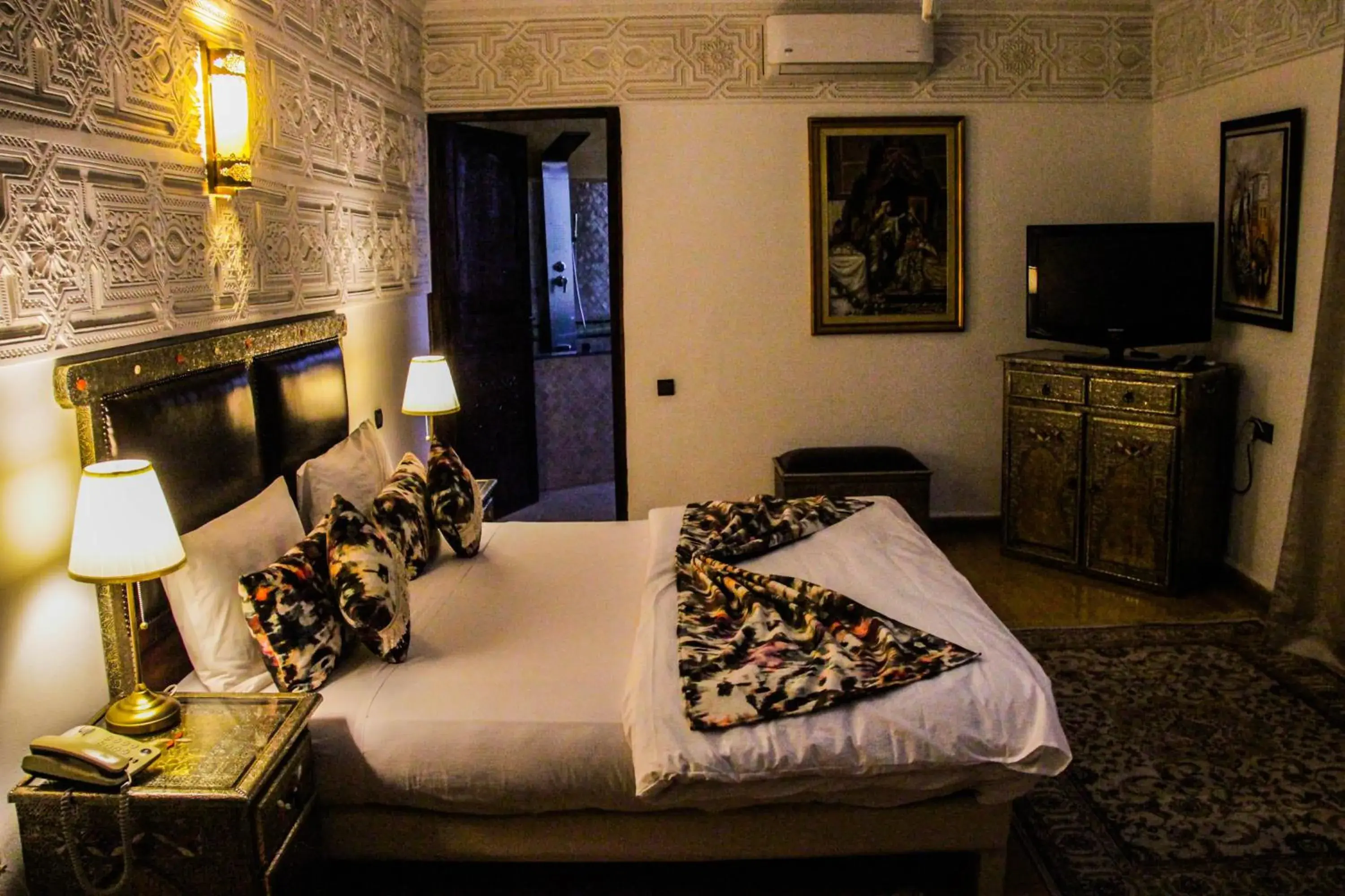 King Suite with Balcony in Hotel La Perle du Sud King Suite with Balcony in Hotel La Perle du Sud