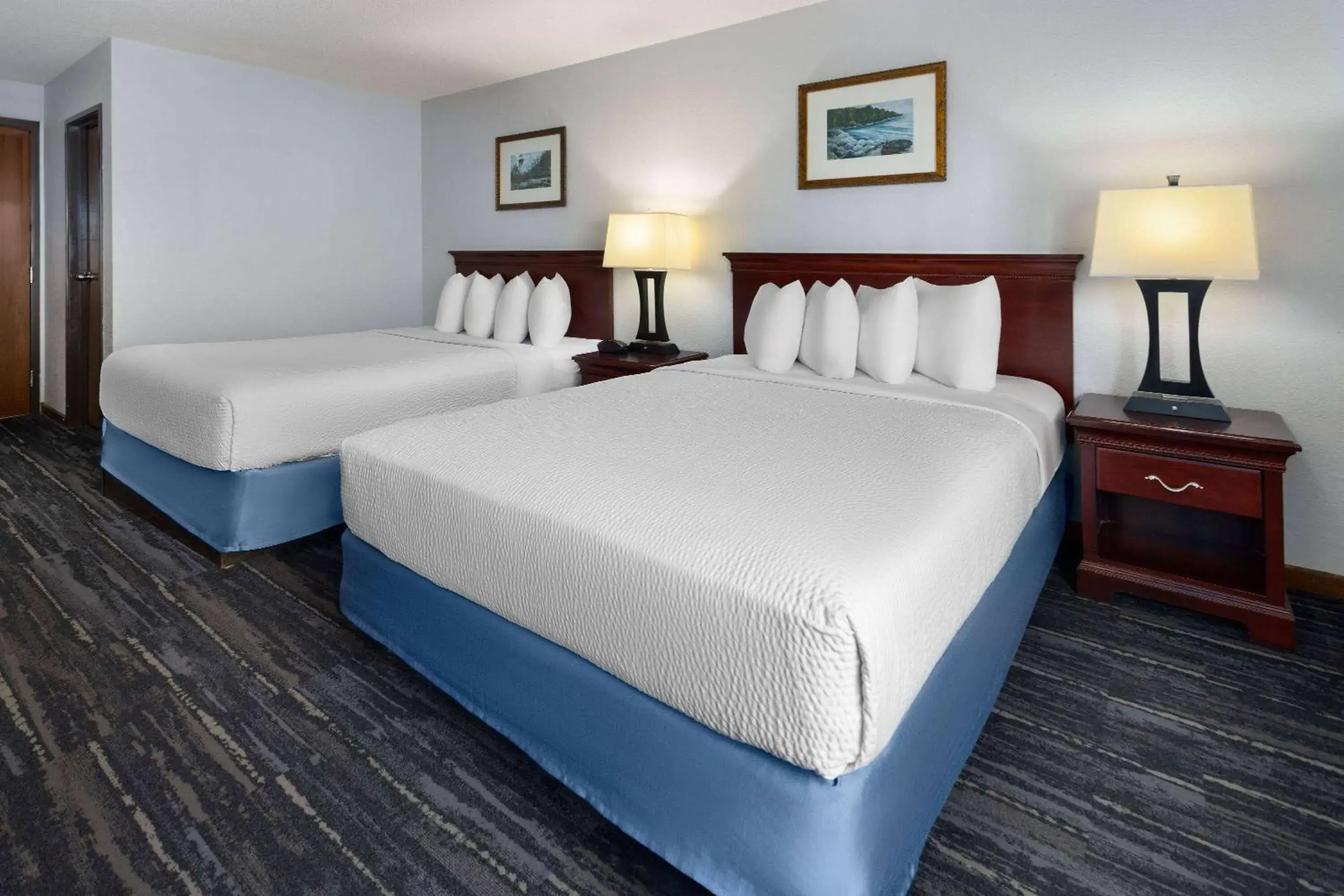 Studio Suite with One Double and Two Queen Beds - Non-Smoking in Days Inn by Wyndham Iron Mountain Studio Suite with One Double and Two Queen Beds - Non-Smoking in Days Inn by Wyndham Iron Mountain