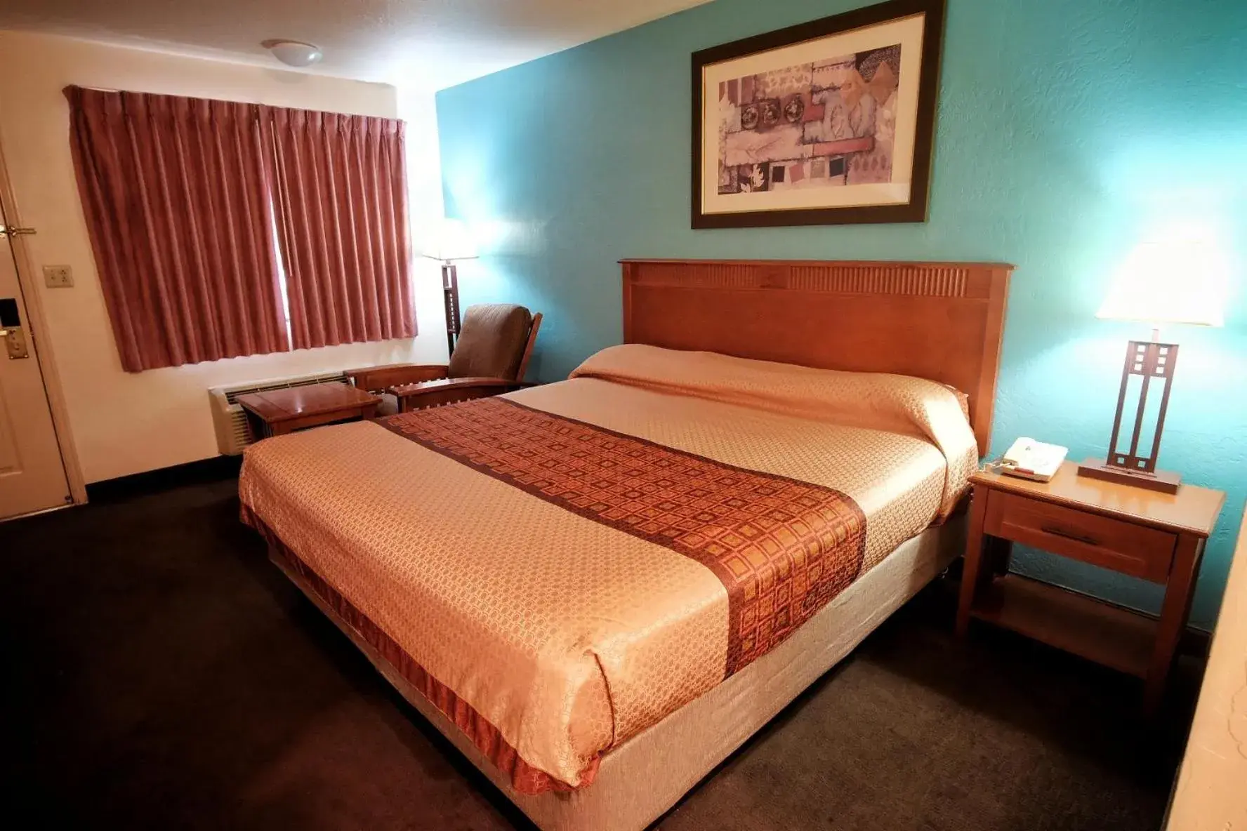 Standard King Room in Claridge Inn - St. George Standard King Room in Claridge Inn - St. George