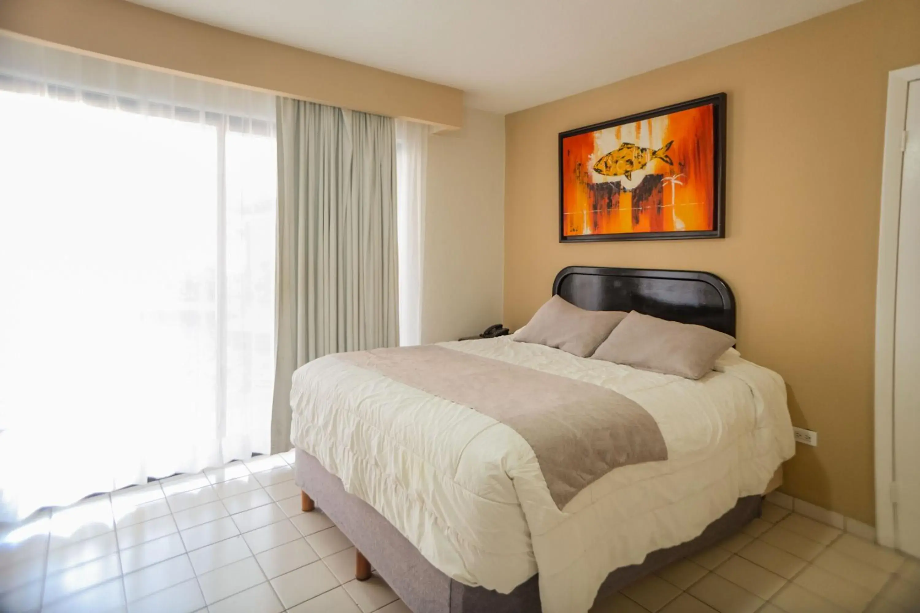 Queen Studio One Bed - single occupancy in Hotel Santa Fe Los Cabos by Villa Group Queen Studio One Bed - single occupancy in Hotel Santa Fe Los Cabos by Villa Group