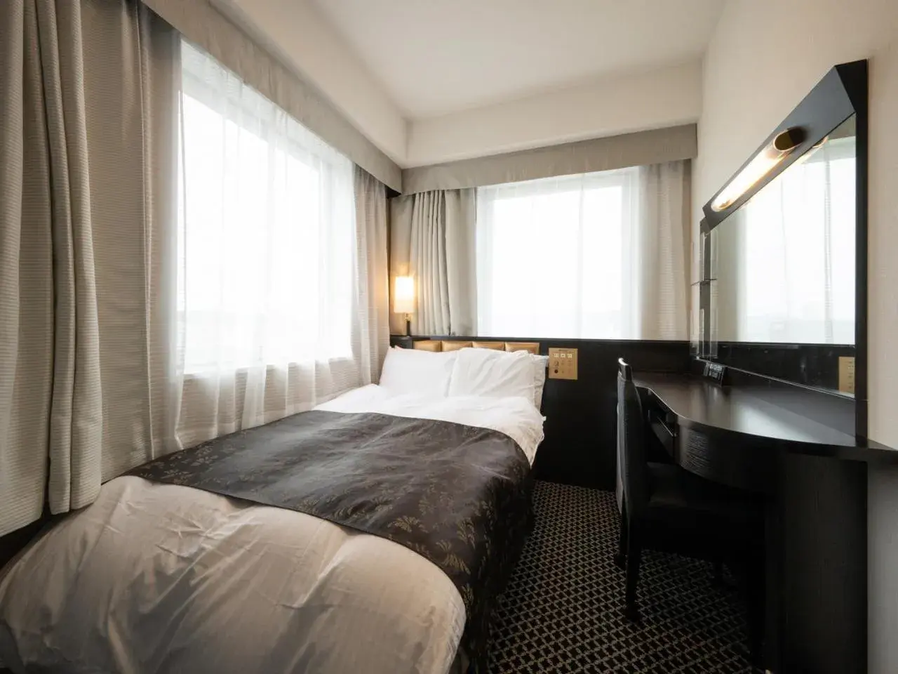 Double Room - Non-Smoking in APA Hotel Fukui Katamachi Double Room - Non-Smoking in APA Hotel Fukui Katamachi