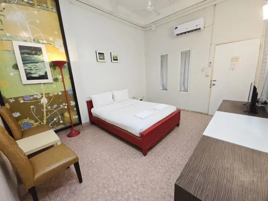 Double Room with Garden View in Rajata Hotel Double Room with Garden View in Rajata Hotel