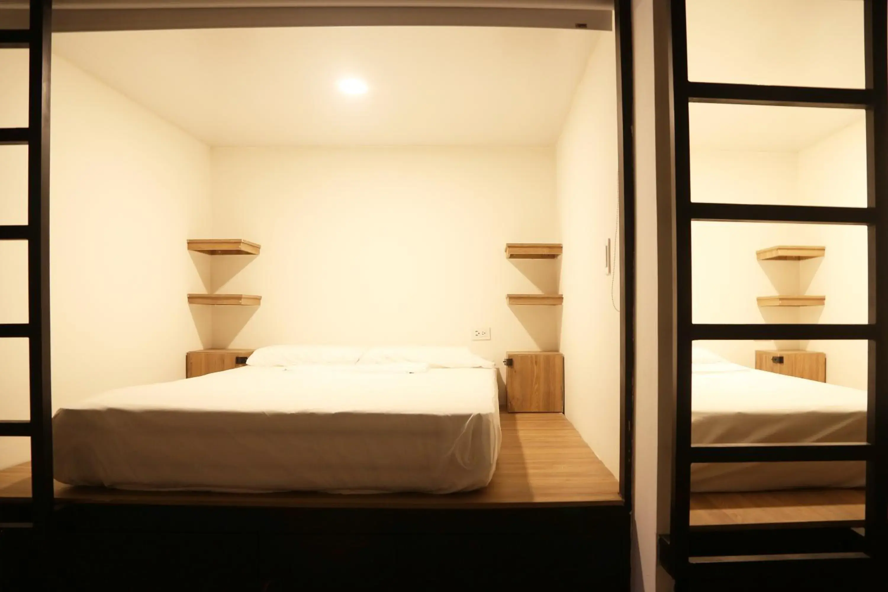 Single Bed in Female Dormitory Room in Santuario Getsemani Hostel Single Bed in Female Dormitory Room in Santuario Getsemani Hostel