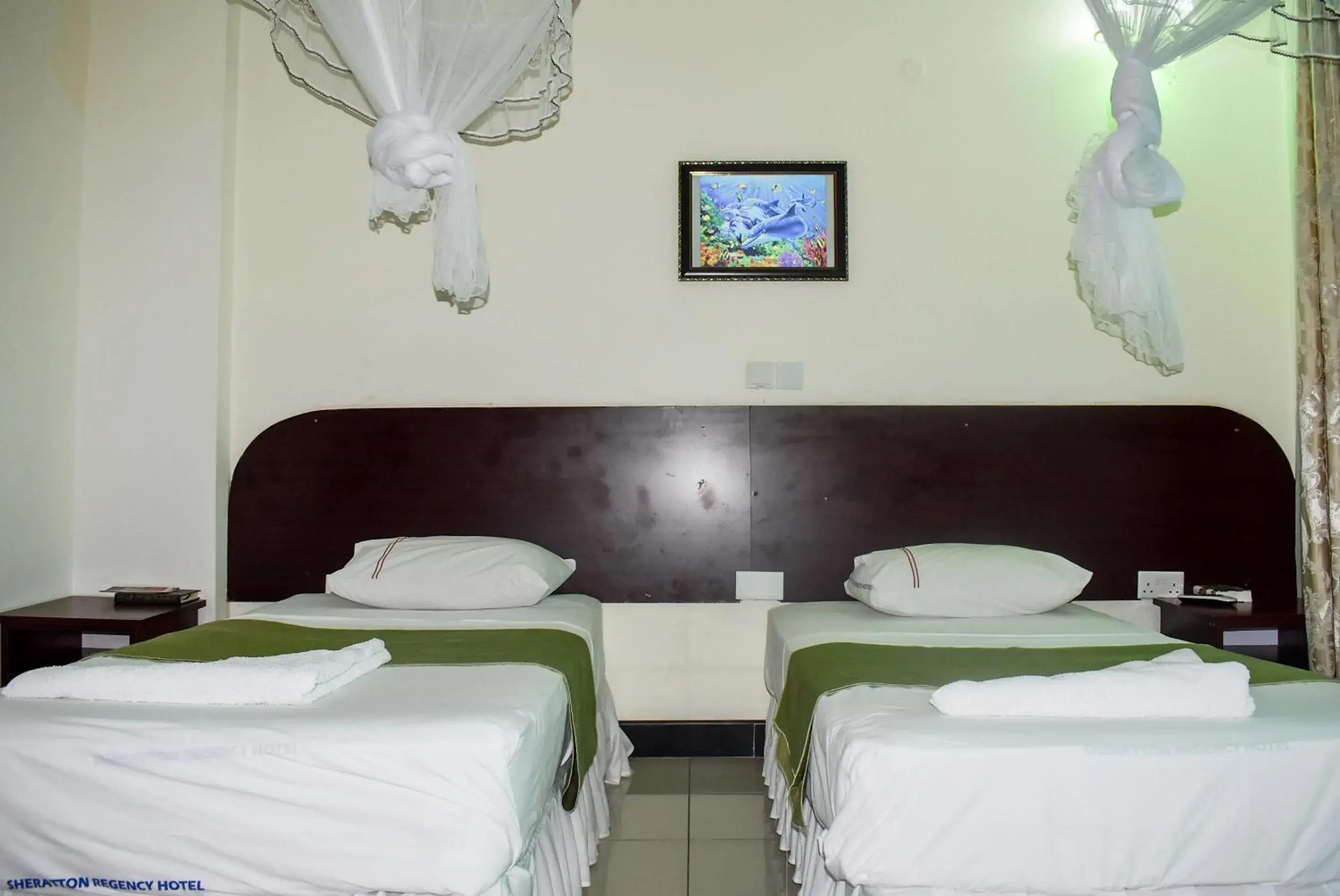 Twin Room - single occupancy in Sheratton Regency Hotel Twin Room - single occupancy in Sheratton Regency Hotel