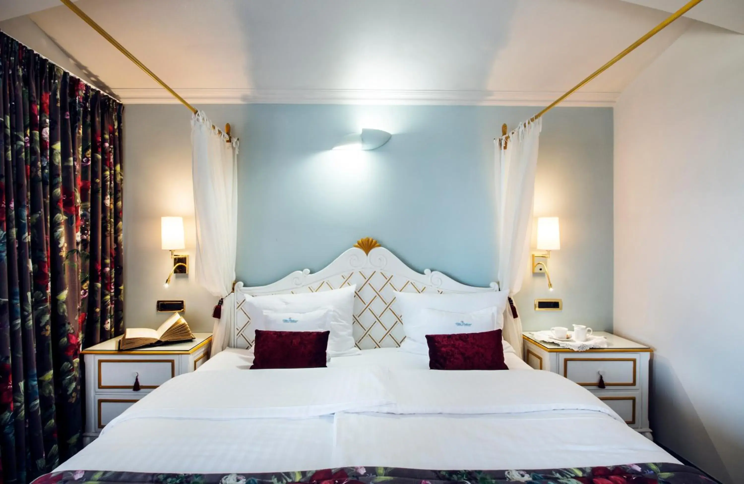 Deluxe One-Bedroom Apartment with Sea View (2 Adults) in Villa Bellevue Portoroz-Portorose Deluxe One-Bedroom Apartment with Sea View (2 Adults) in Villa Bellevue Portoroz-Portorose