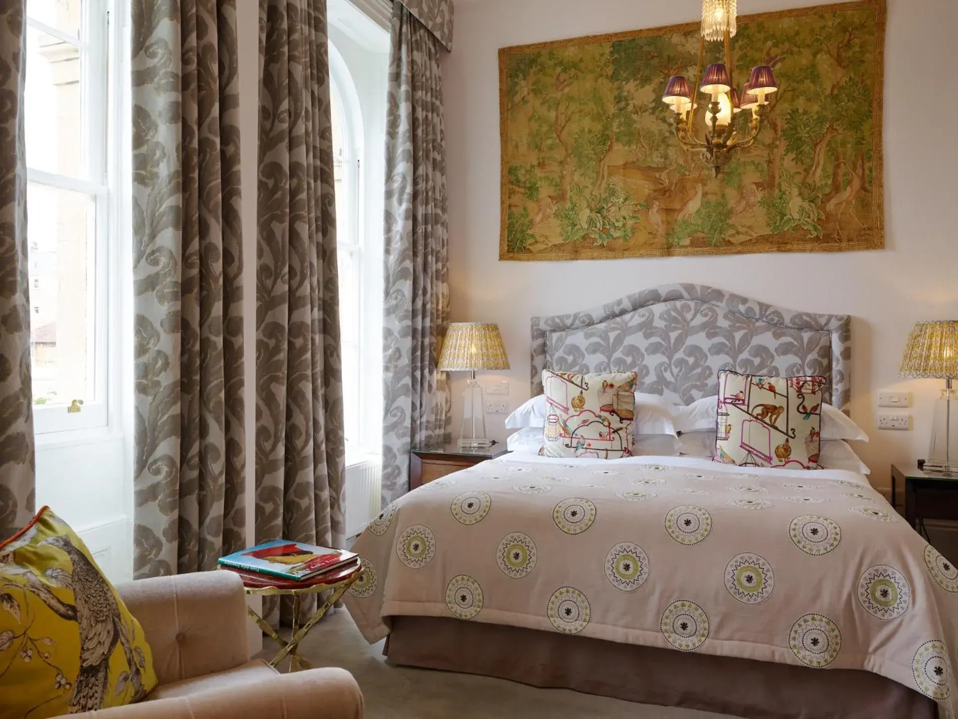 Abbey Deluxe in The Bird, Bath Abbey Deluxe in The Bird, Bath