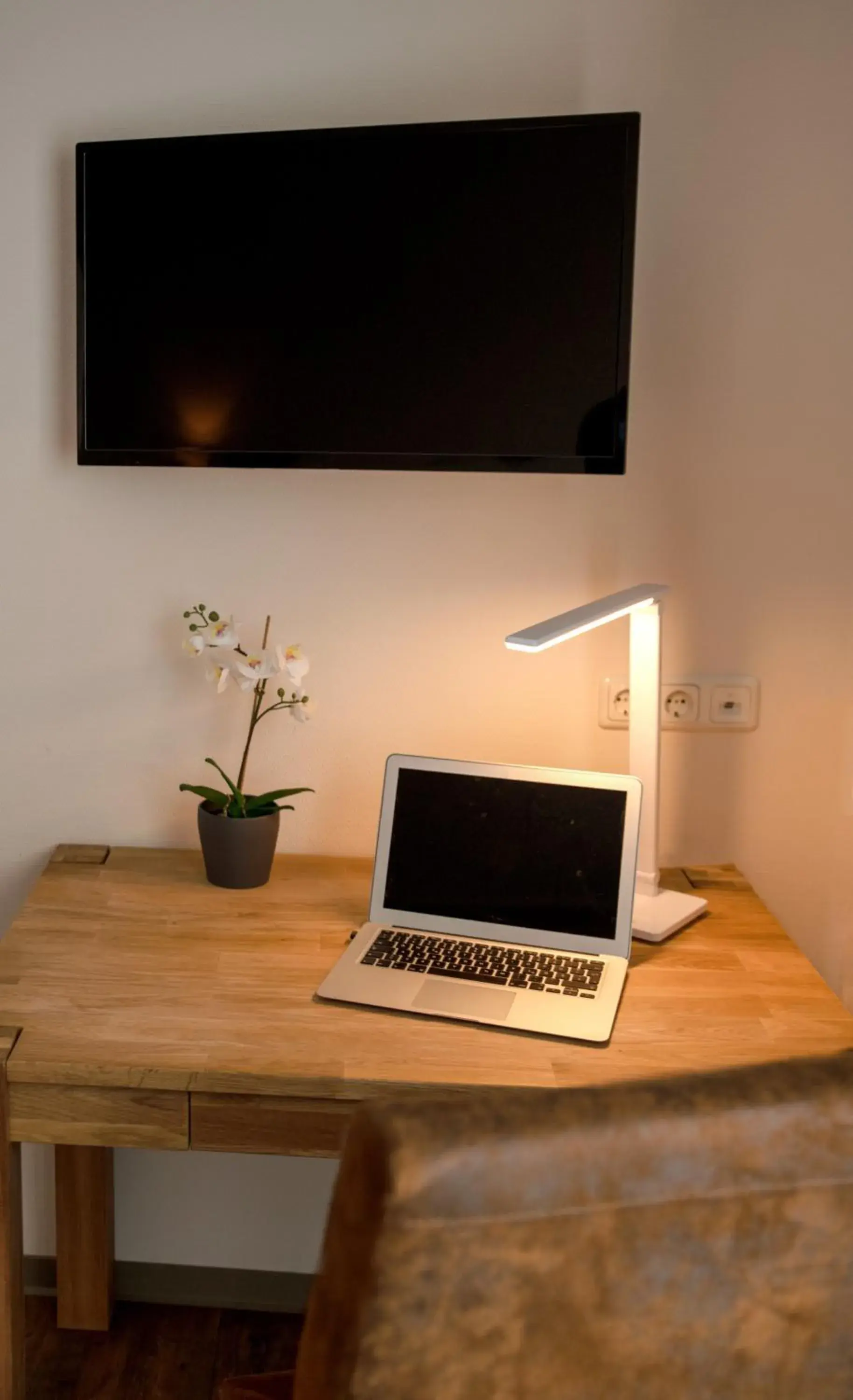 Deluxe Double Room in Hotel Am Dalwigker Tor Deluxe Double Room in Hotel Am Dalwigker Tor