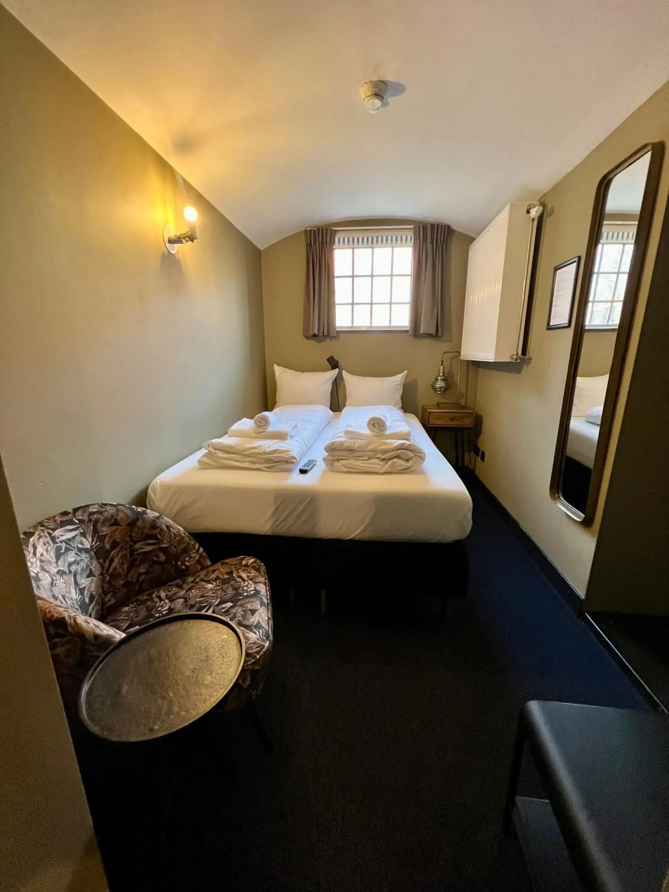 Double Room in Hotel Oostereiland Double Room in Hotel Oostereiland