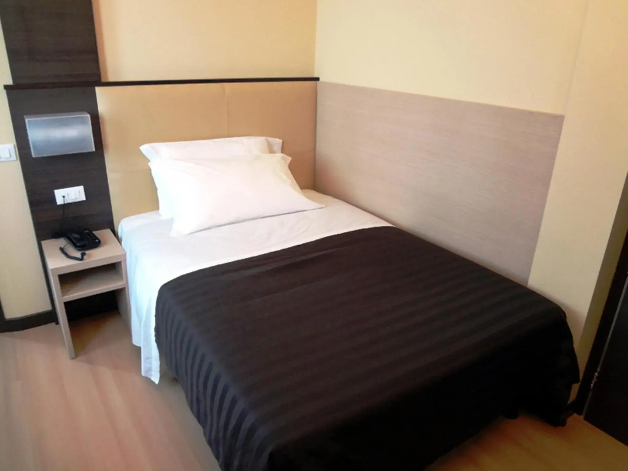 Single Room in Hotel Alverì Single Room in Hotel Alverì