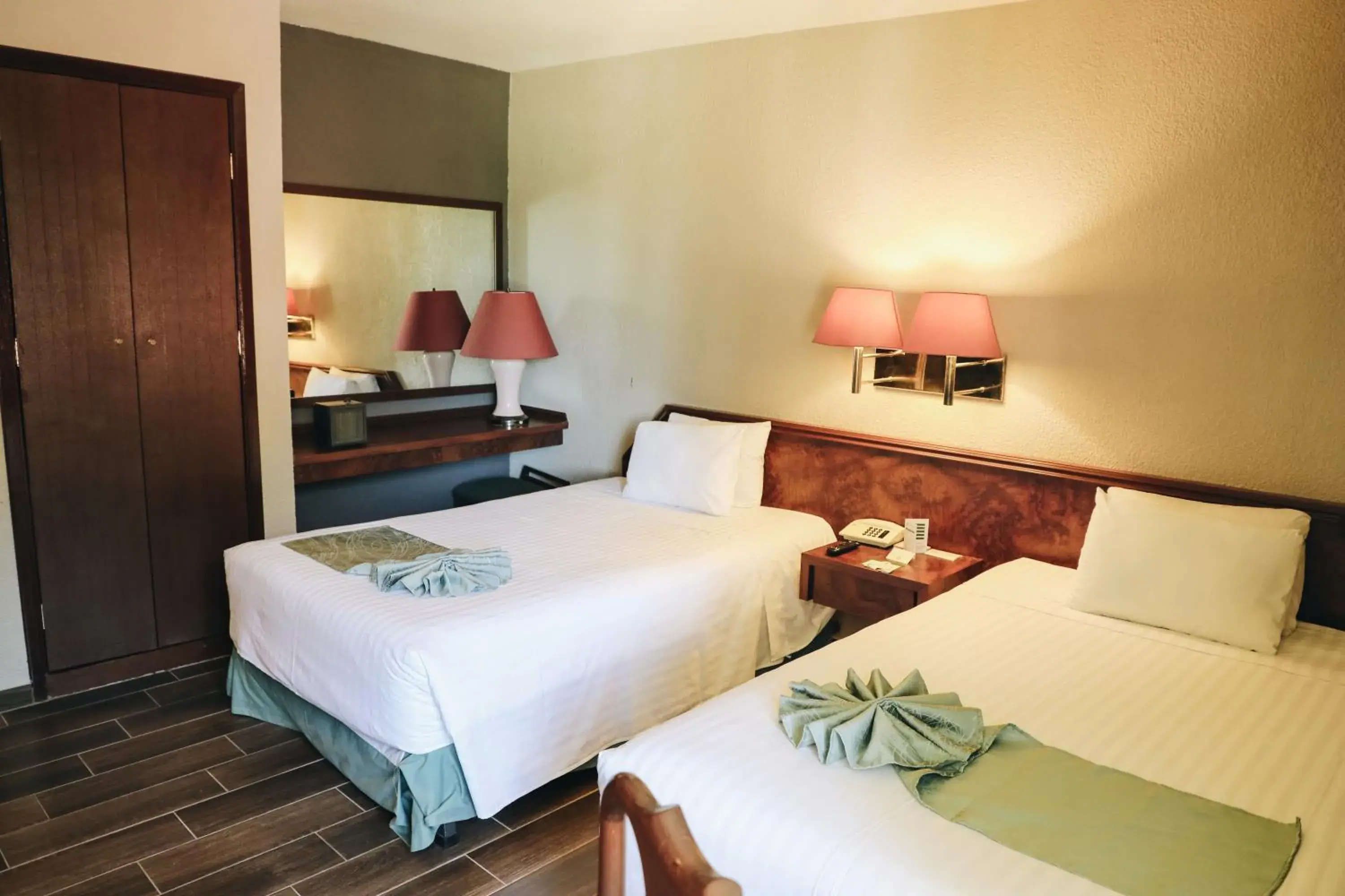 Deluxe Double Room with Two Double Beds in Hotel La Joya Tulancingo Deluxe Double Room with Two Double Beds in Hotel La Joya Tulancingo
