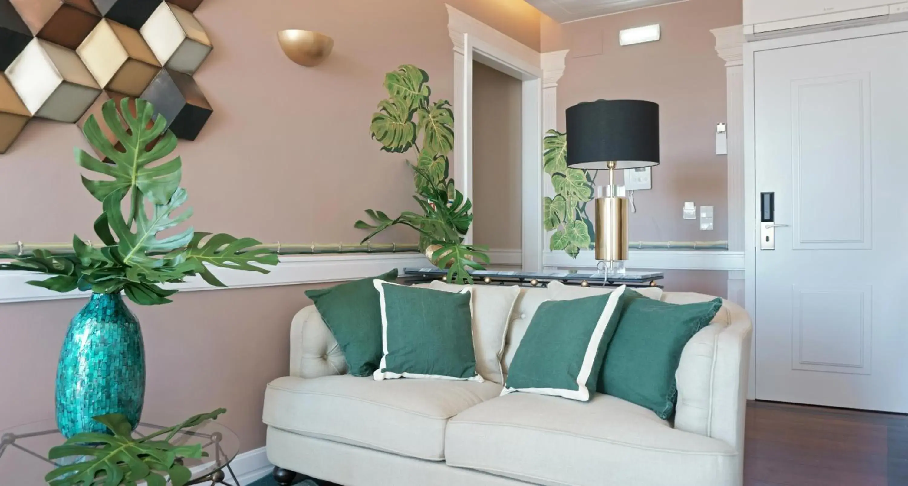 Superior Two-Bedroom Apartment in Lisbon Colours Bairro Alto Apartments Superior Two-Bedroom Apartment in Lisbon Colours Bairro Alto Apartments