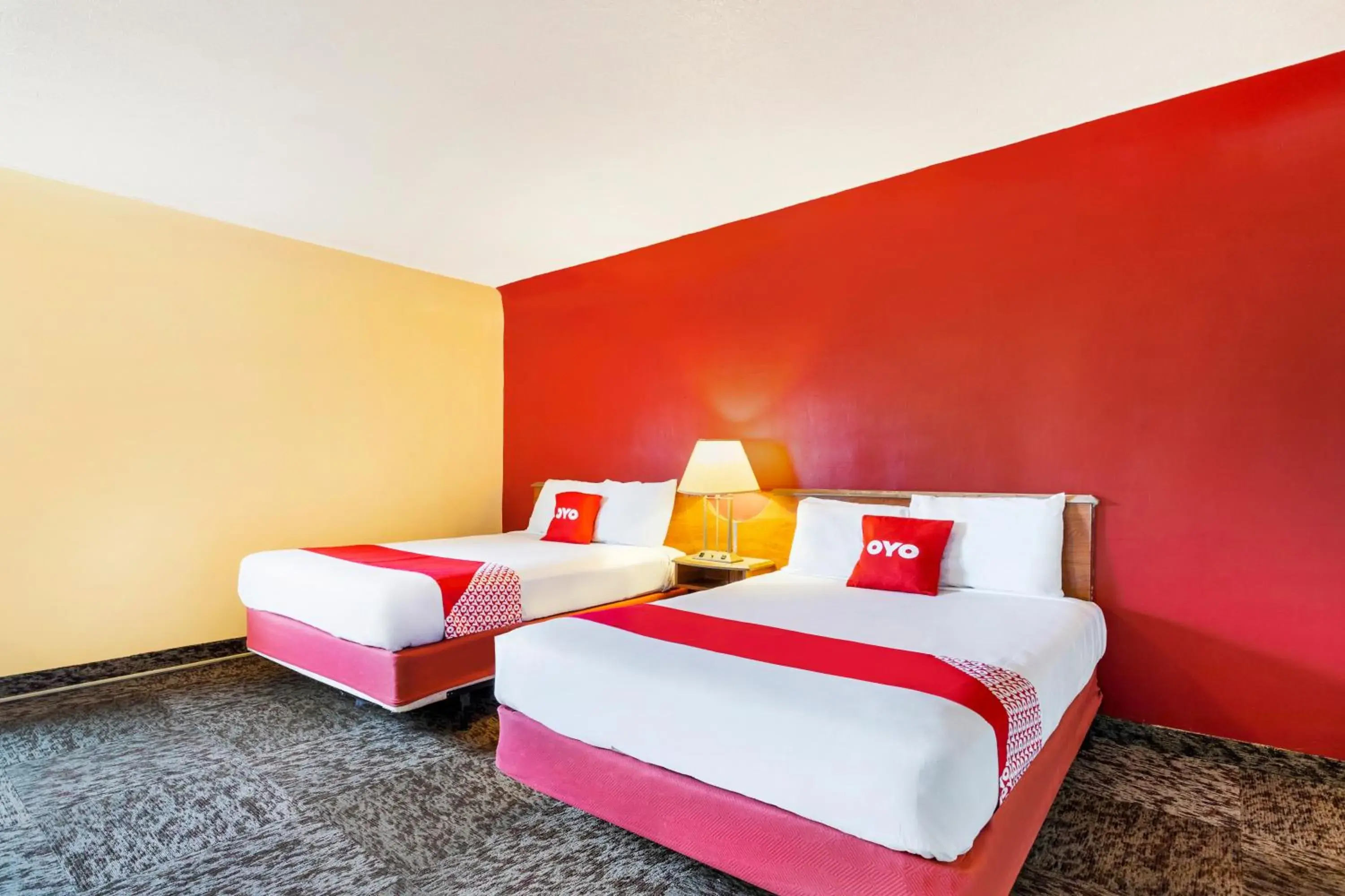 Double Queen Suite - single occupancy in OYO Hotel North Lima OH - Boardman Double Queen Suite - single occupancy in OYO Hotel North Lima OH - Boardman