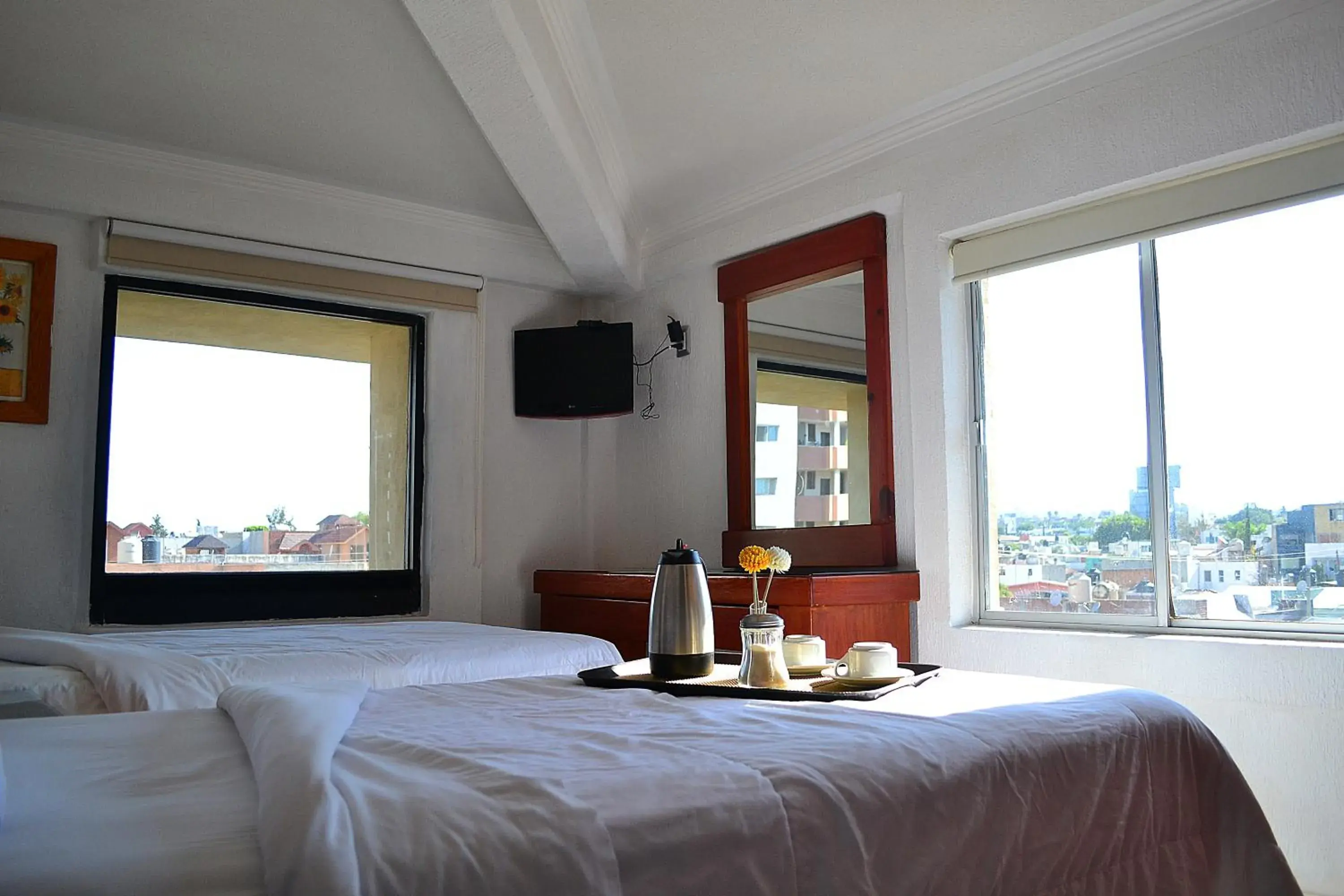 Two-Bedroom Suite in Hotel Campestre Inn Two-Bedroom Suite in Hotel Campestre Inn