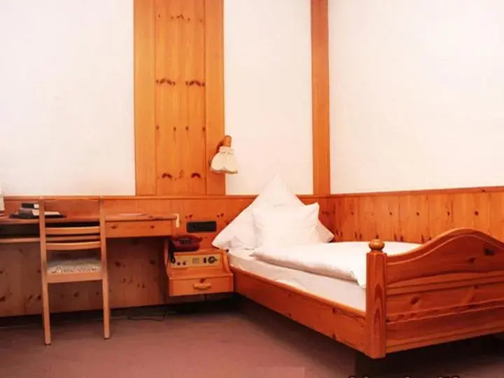 Single Room - single occupancy in Erlebnisgastronomie Lochmuhle Single Room - single occupancy in Erlebnisgastronomie Lochmuhle