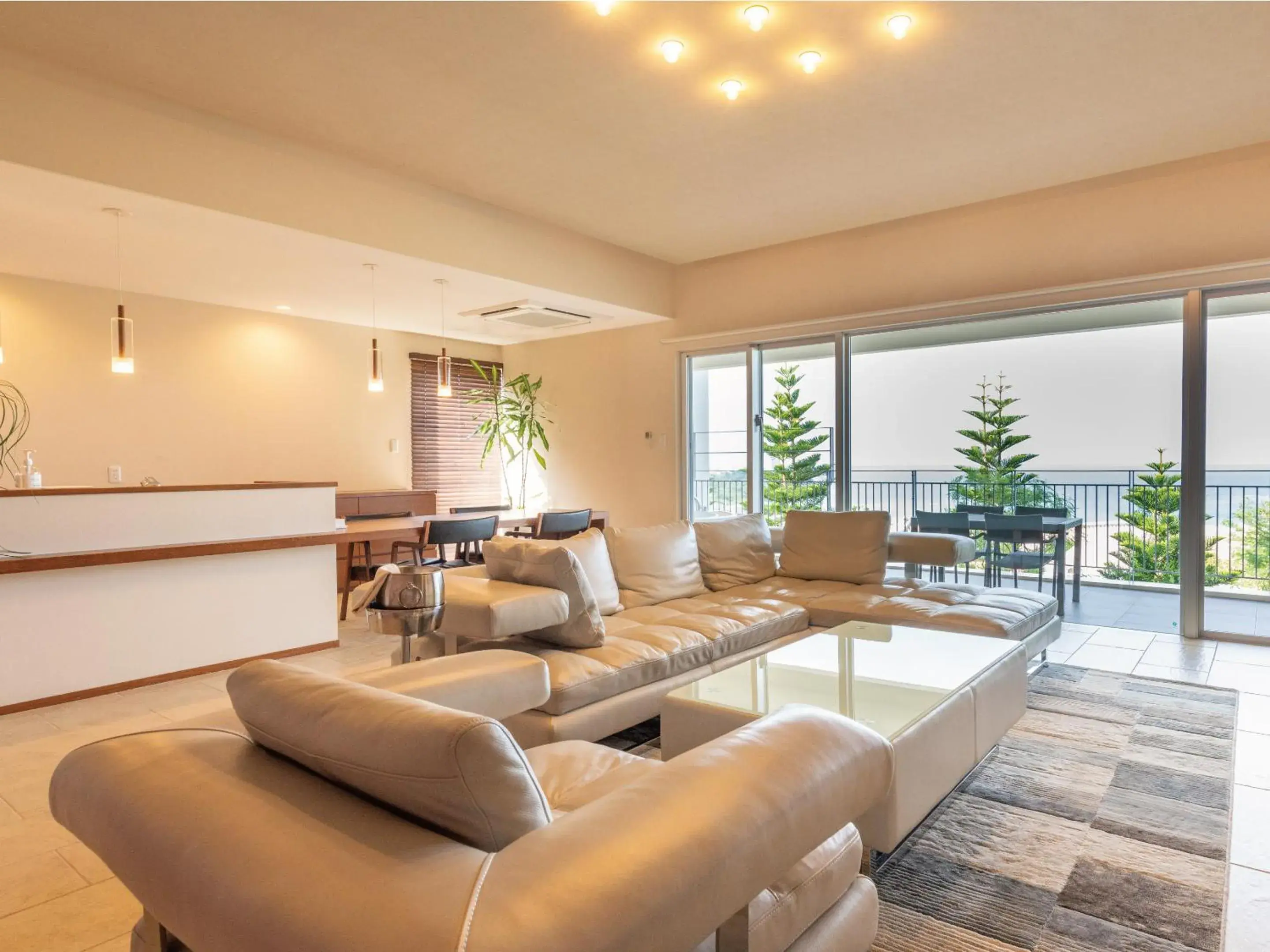 Condominium T-Room Condominium T-Room