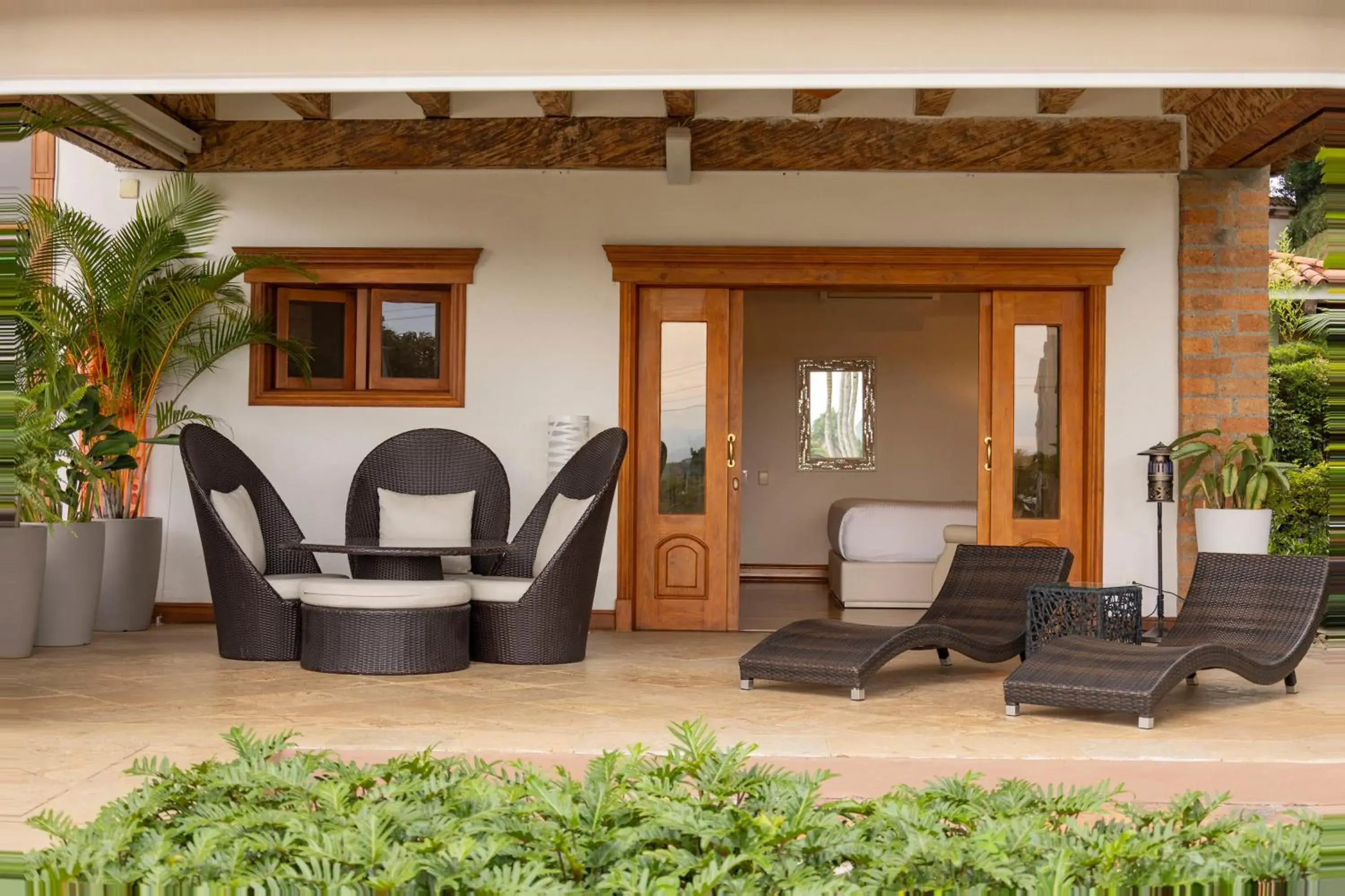 Junior Suite with Pool View in Visus Hotel Boutique & Spa Junior Suite with Pool View in Visus Hotel Boutique & Spa