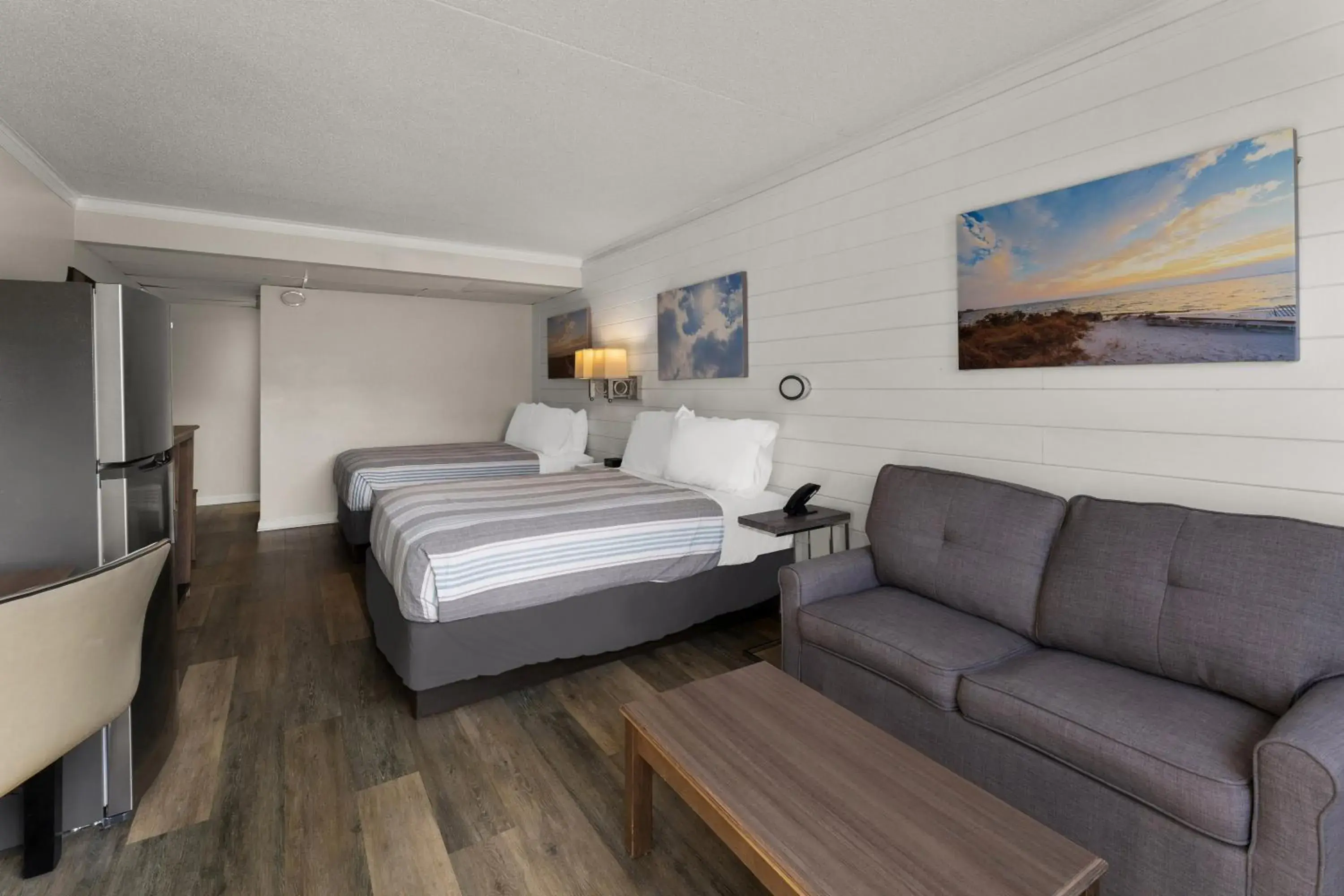 Deluxe Double Room with Extra Bed in Atlantic Oceanside Dewey Deluxe Double Room with Extra Bed in Atlantic Oceanside Dewey