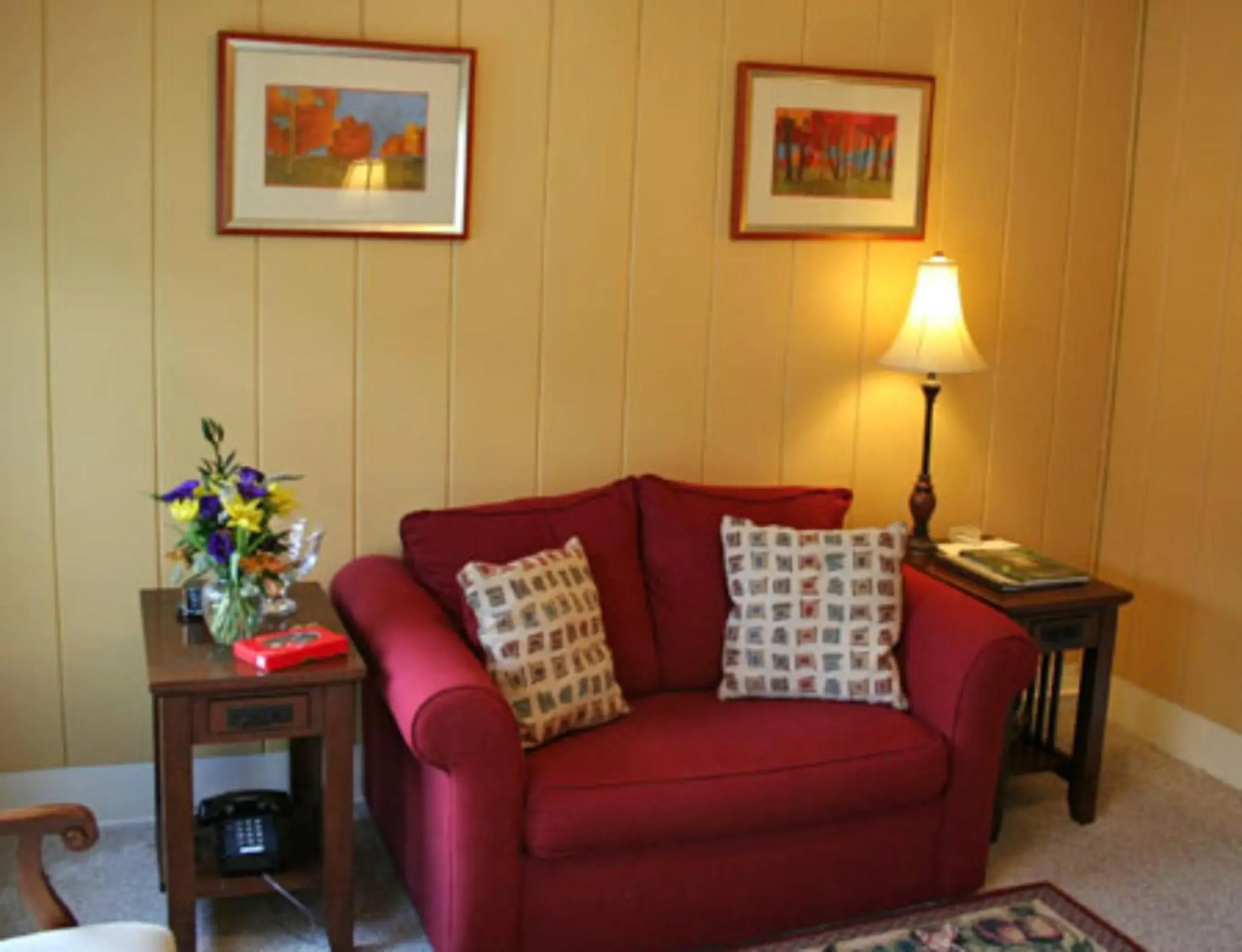 Superior Double Room in Wildcat Inn and Tavern Superior Double Room in Wildcat Inn and Tavern