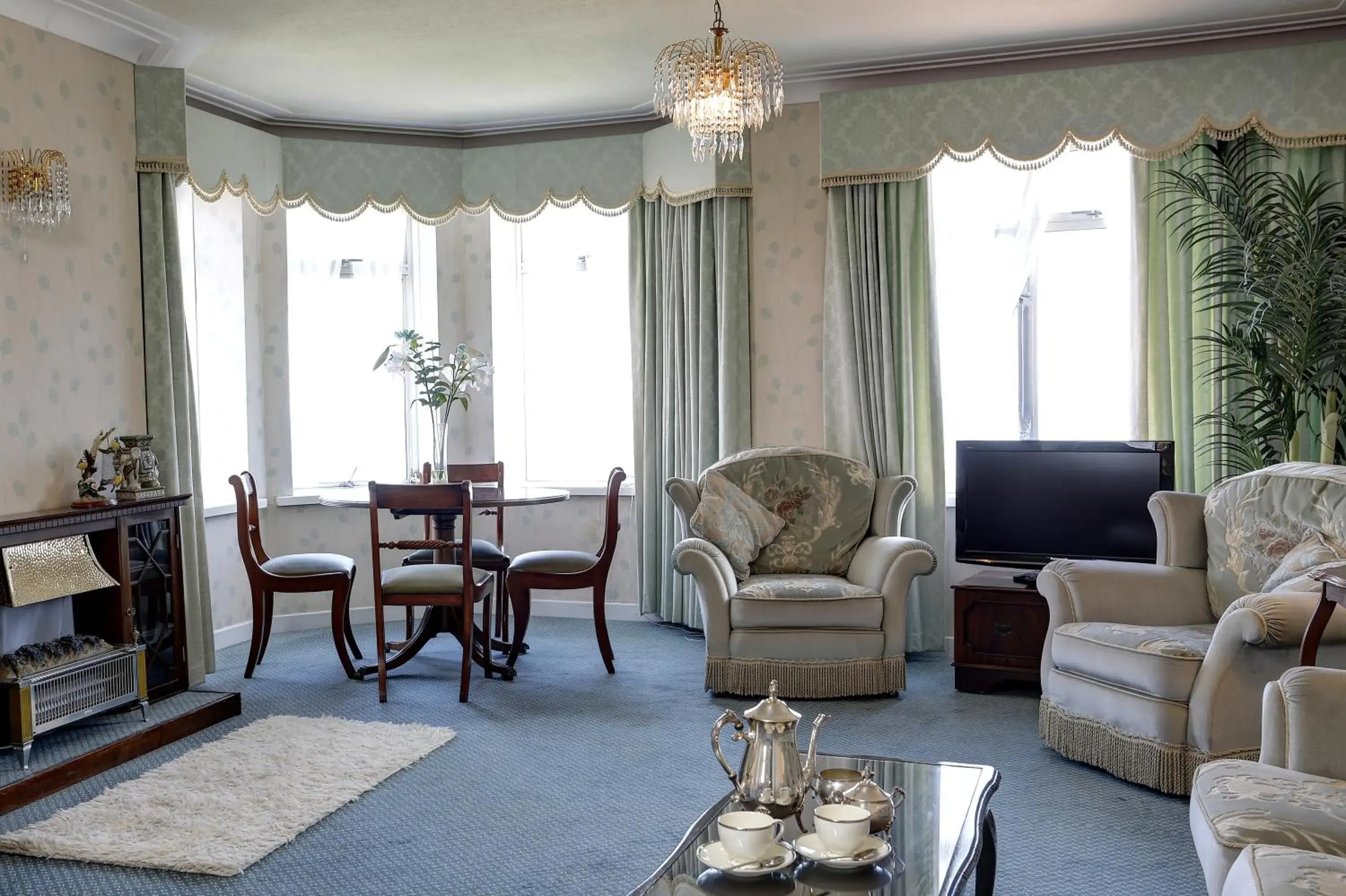 Suite with Double Bed - Sea View in Livermead Cliff Hotel Suite with Double Bed - Sea View in Livermead Cliff Hotel