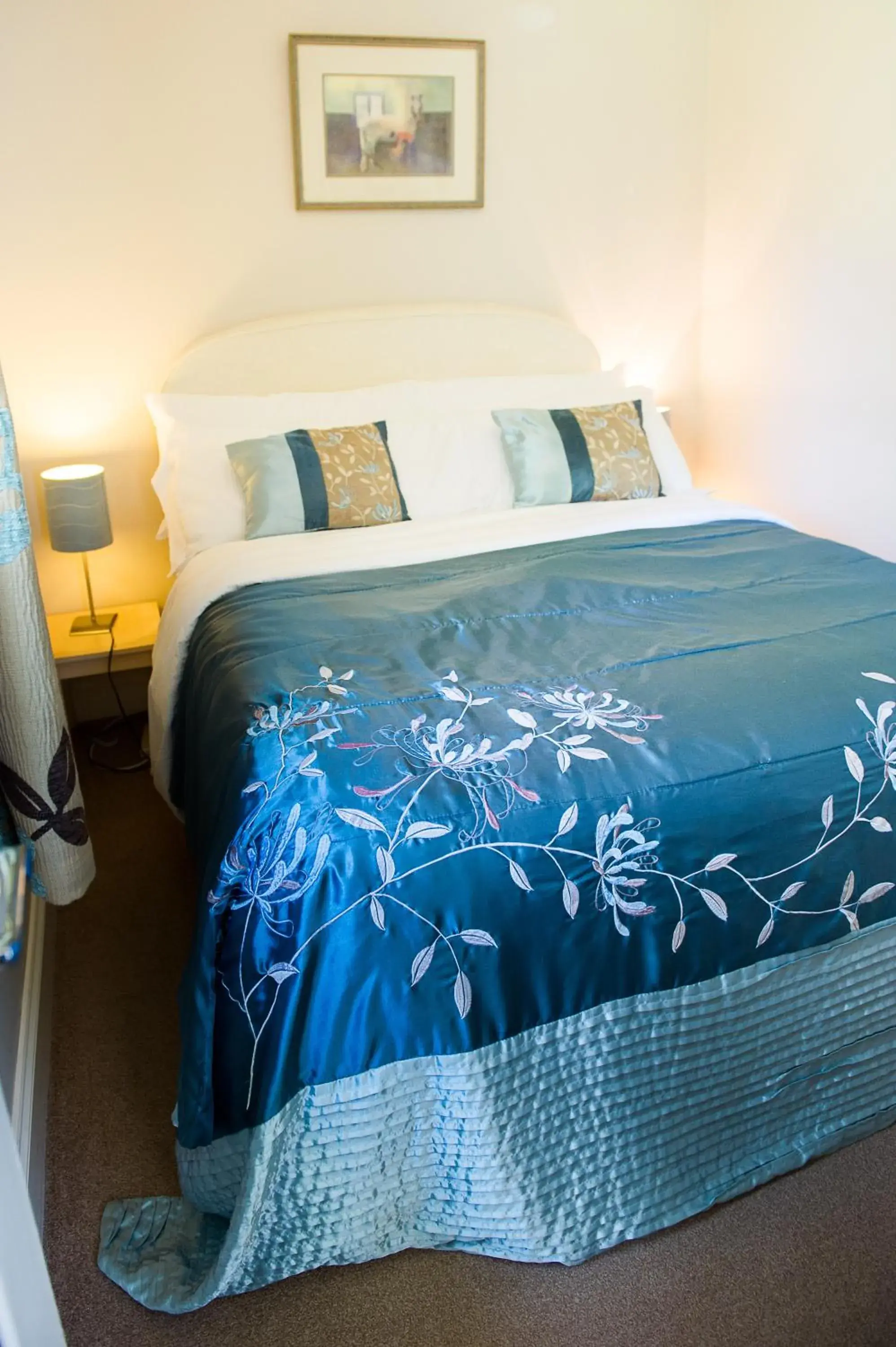 Family Room in Claverton Hotel Family Room in Claverton Hotel