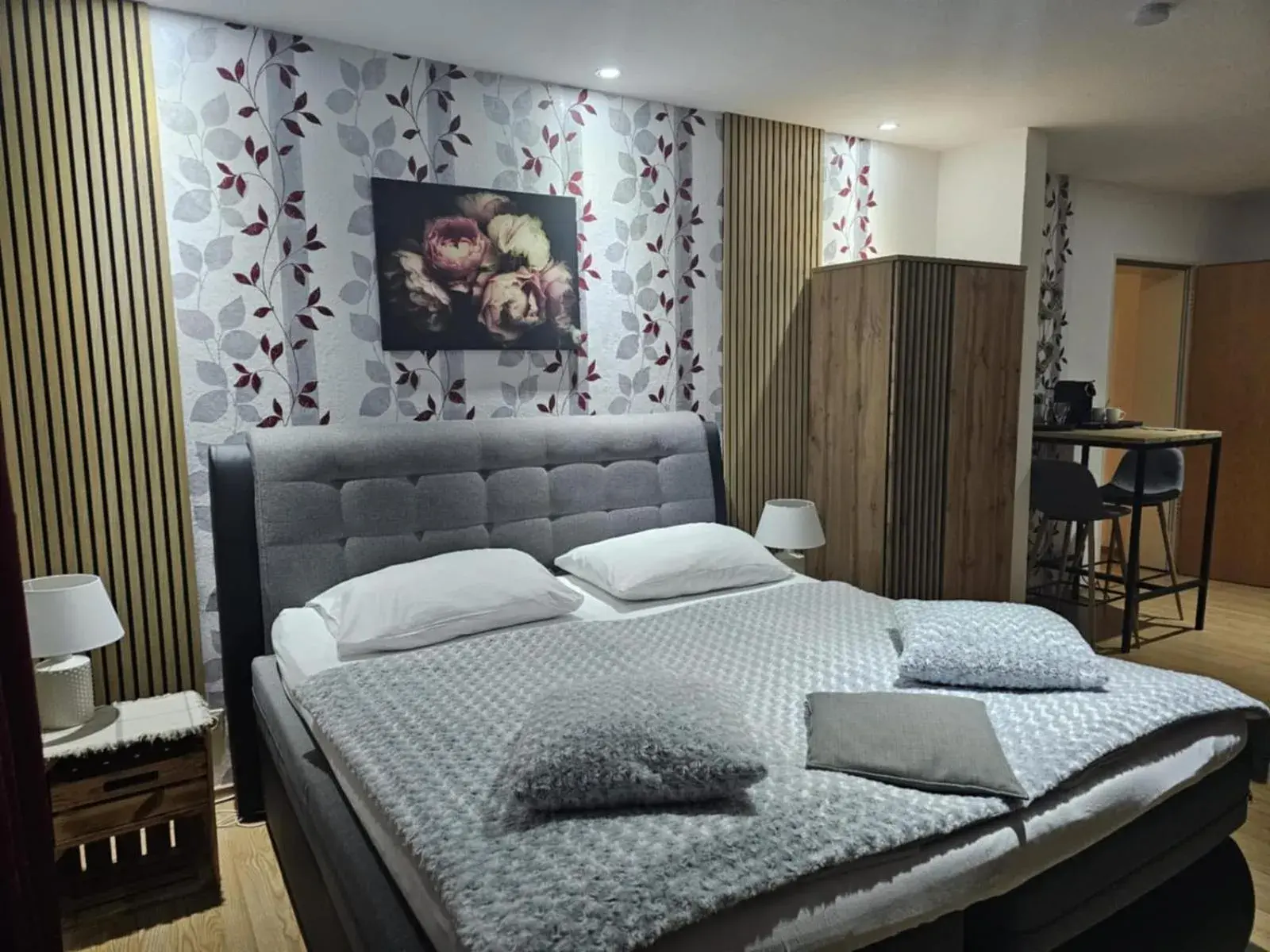 Deluxe Double Room - single occupancy in Wild West Hotel Deluxe Double Room - single occupancy in Wild West Hotel