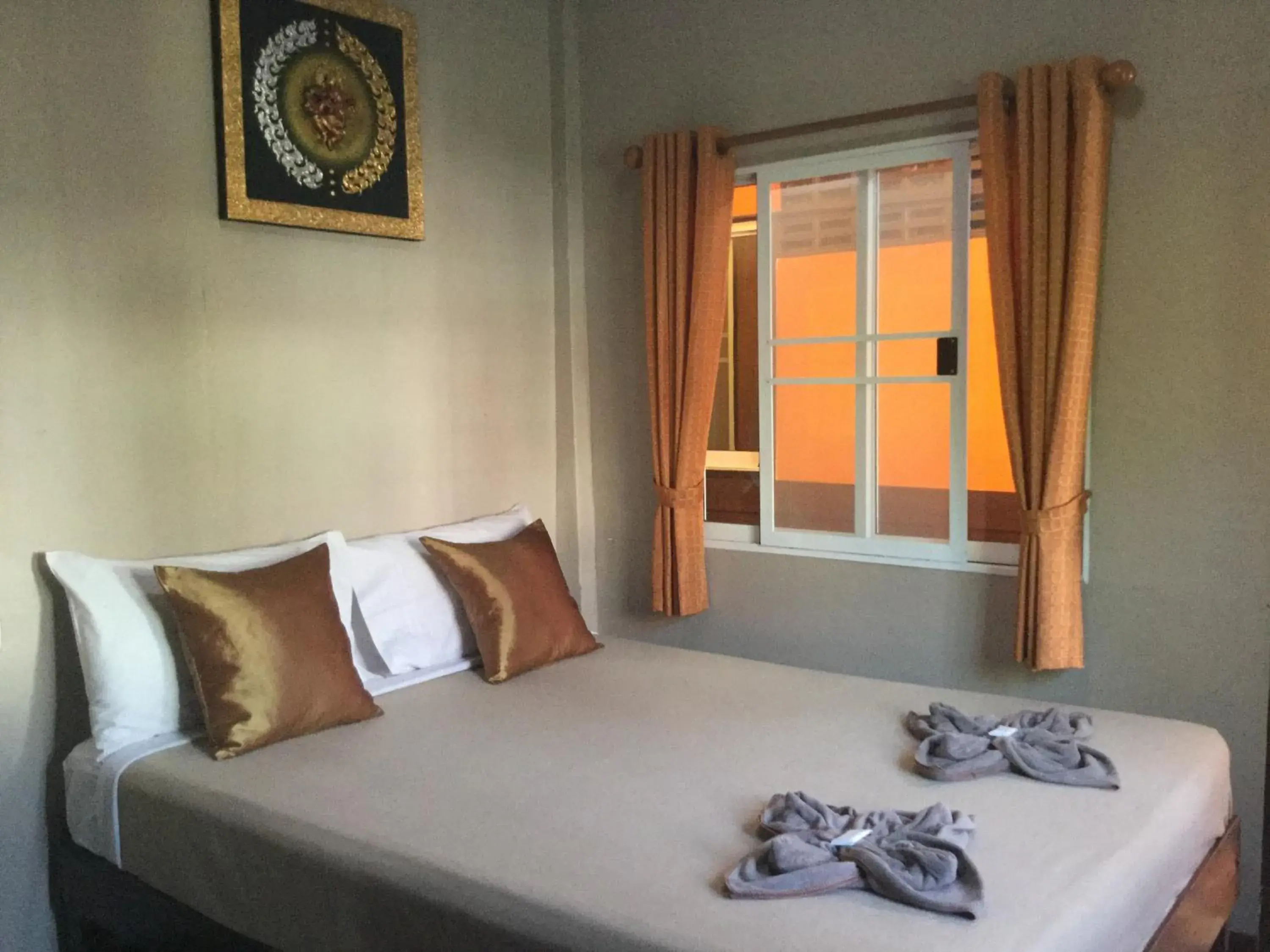 Standard Double or Twin Room with Fan in North Star Guest House Standard Double or Twin Room with Fan in North Star Guest House