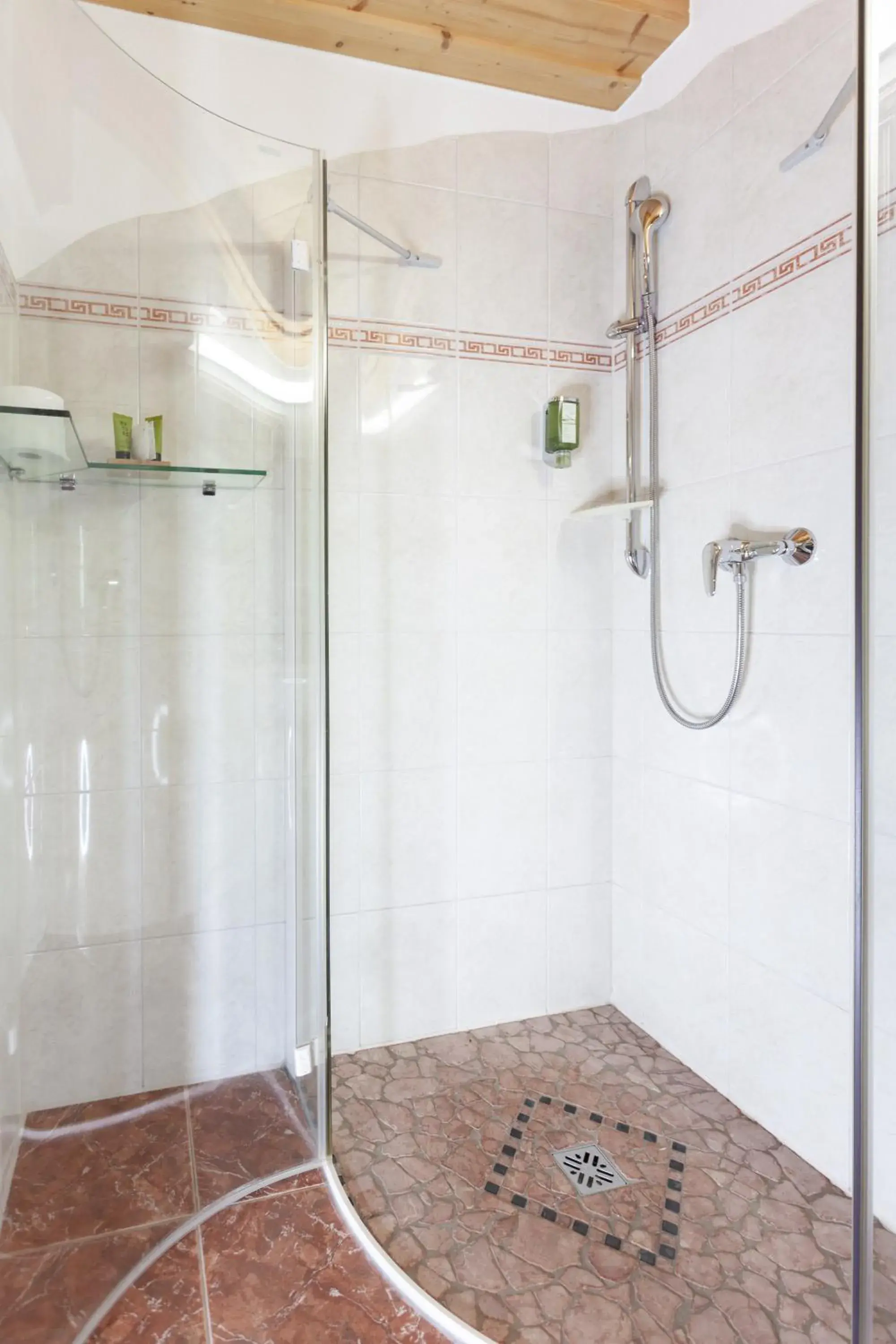 Comfort Double Room with Balcony in Hotel Stern Comfort Double Room with Balcony in Hotel Stern