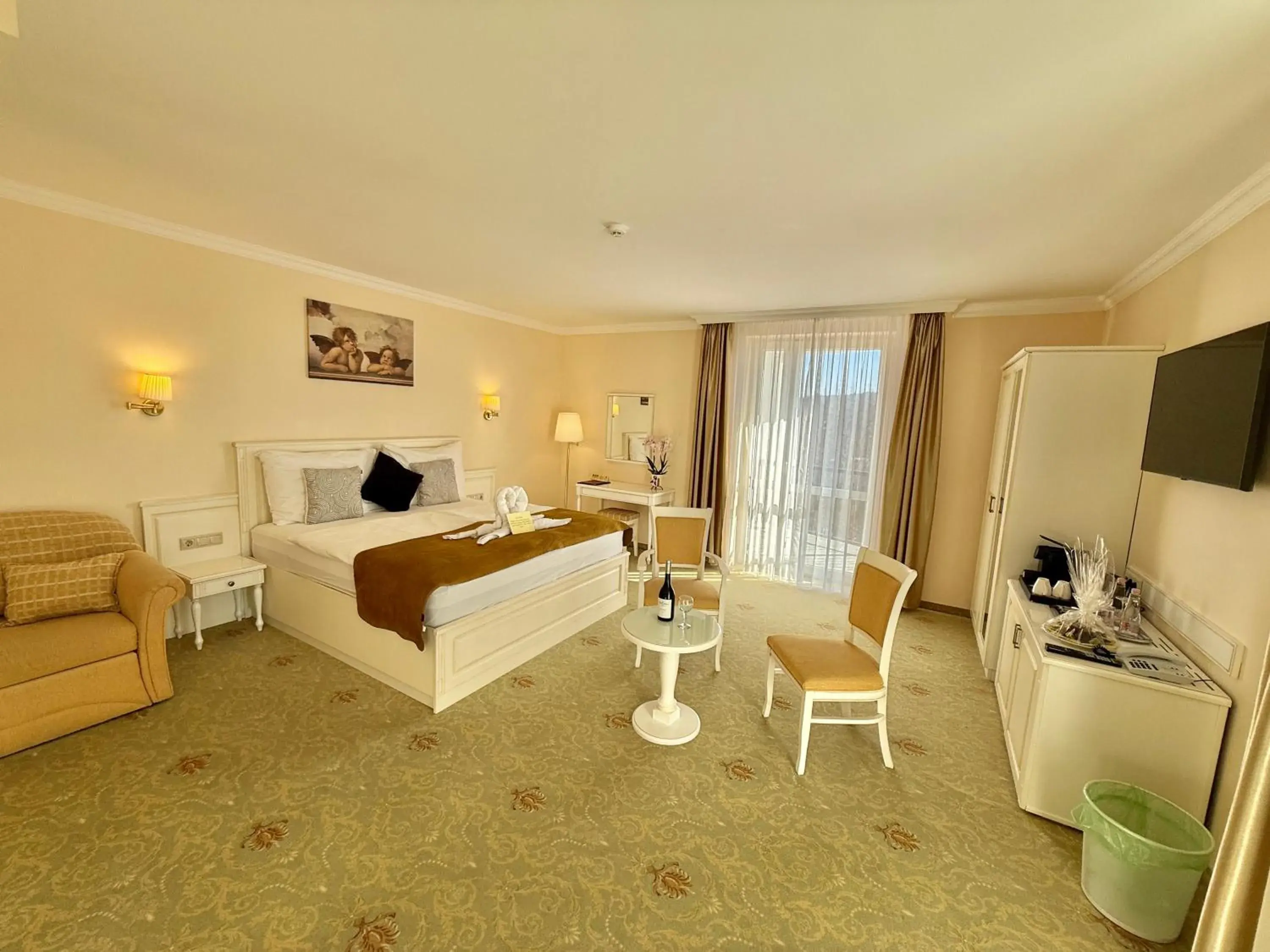 Two-Bedroom Apartment - single occupancy in Calimbra Wellness Hotel Superior Two-Bedroom Apartment - single occupancy in Calimbra Wellness Hotel Superior