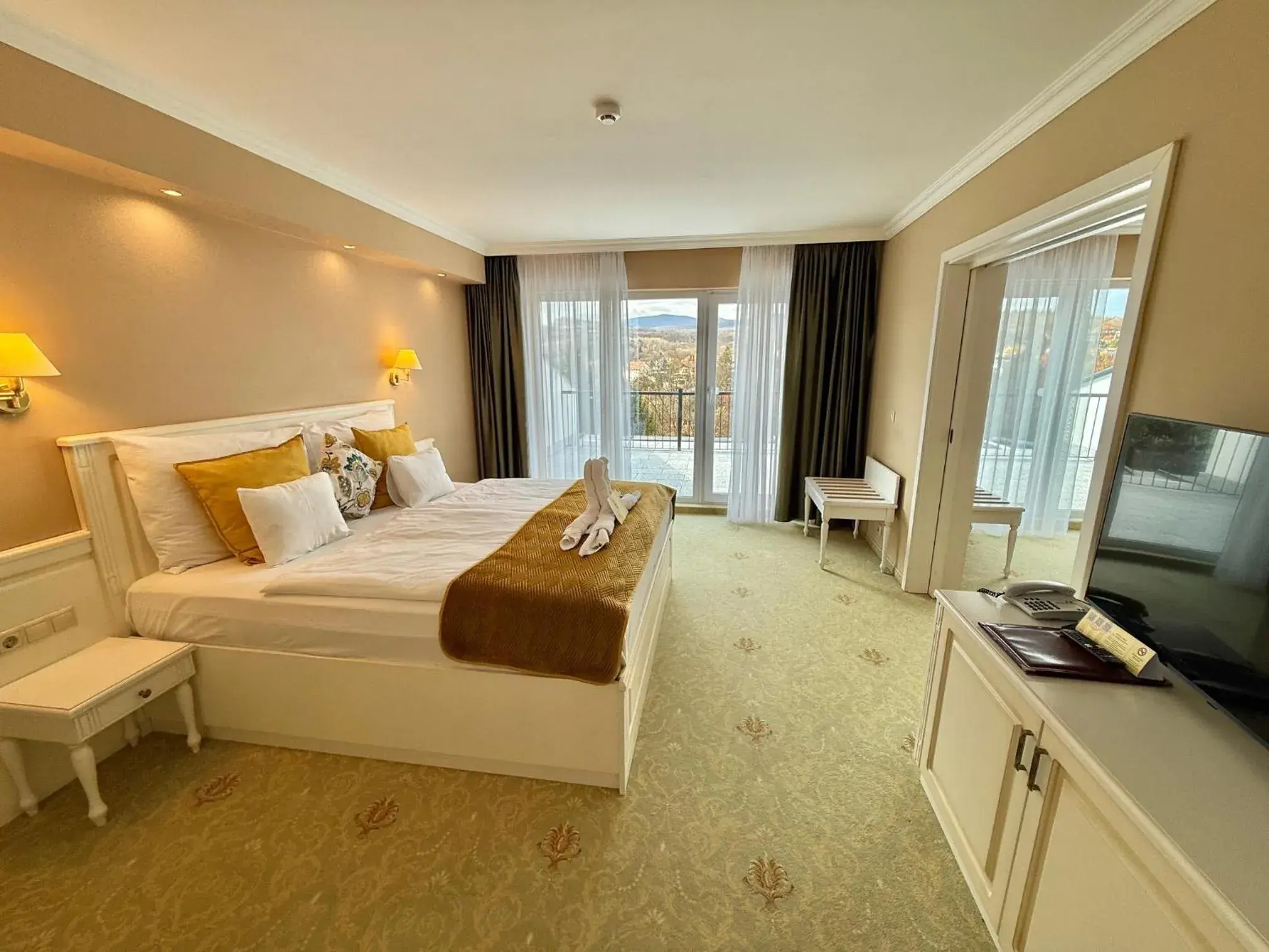 Apartment with Mountain View - single occupancy in Calimbra Wellness Hotel Superior Apartment with Mountain View - single occupancy in Calimbra Wellness Hotel Superior