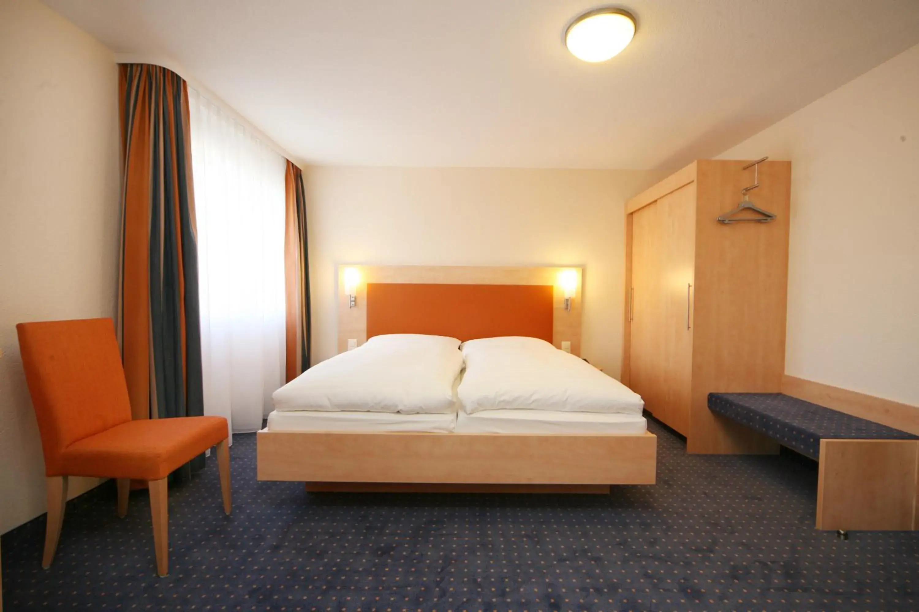 Comfort Double Room - single occupancy in Hotel Buchserhof Comfort Double Room - single occupancy in Hotel Buchserhof