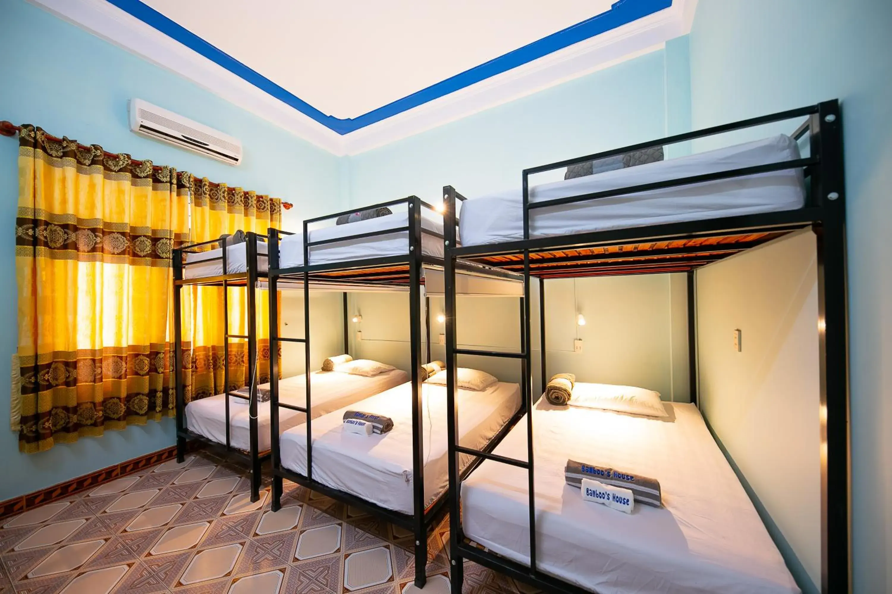 Bed in 6-Bed Dormitory Room in Bamboo's House Bed in 6-Bed Dormitory Room in Bamboo's House