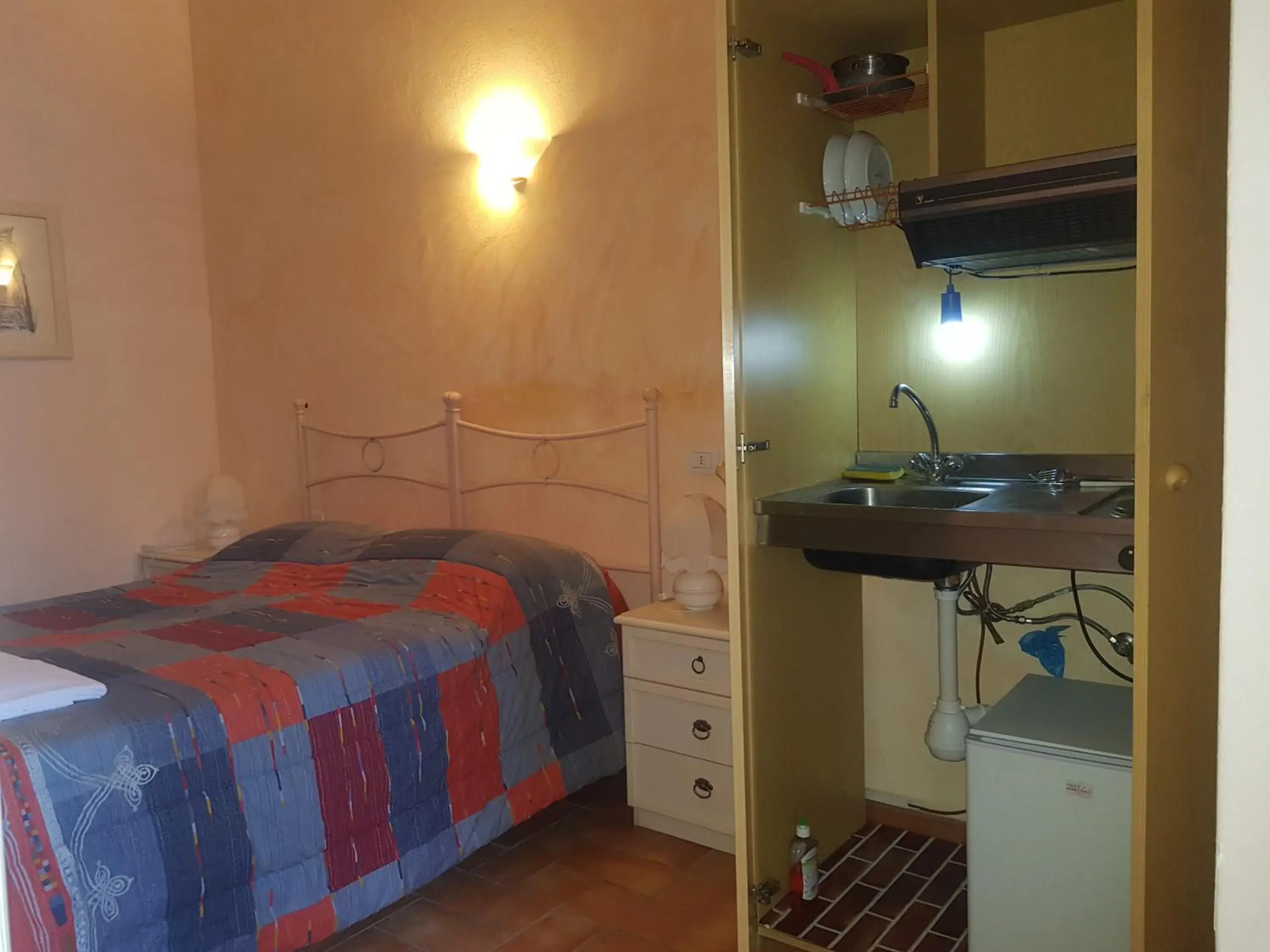 Double or Twin Room with Balcony - single occupancy in Affitta camere San Miniato Double or Twin Room with Balcony - single occupancy in Affitta camere San Miniato